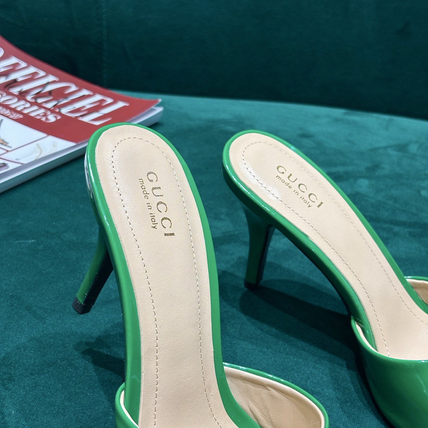 Gucci Style Red Leather Women's Shoes style reference detail image 9 from source 784644