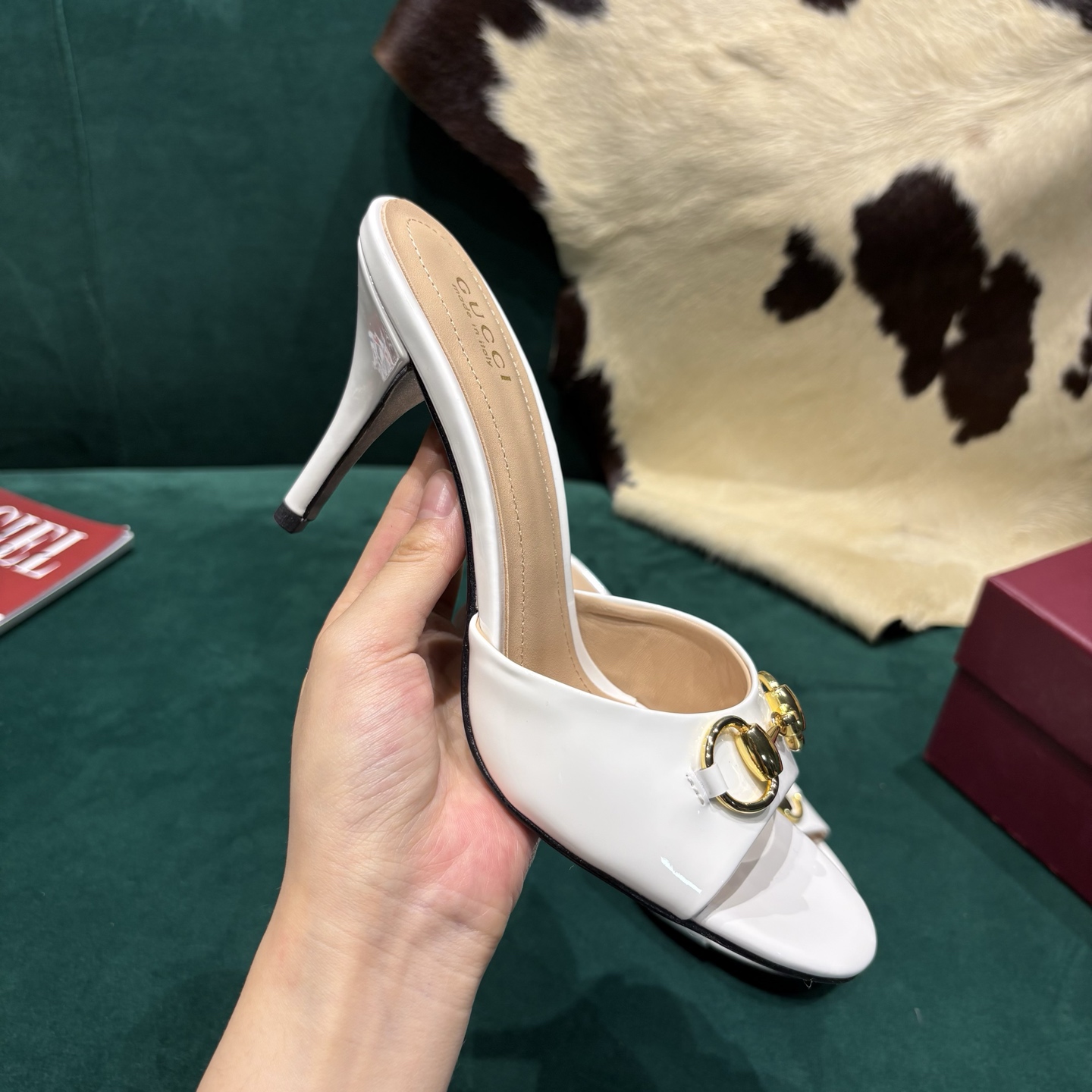Gucci Style Red Leather Women's Shoes style reference detail image 7 from source 784646