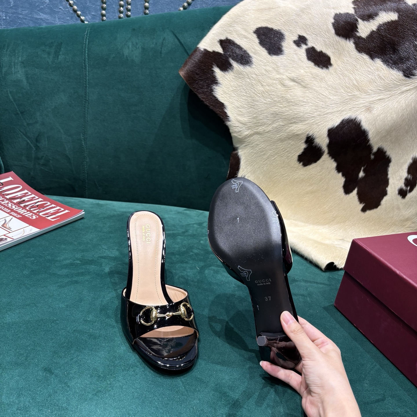 Gucci Style Red Leather Women's Shoes style reference detail image 9 from source 784647