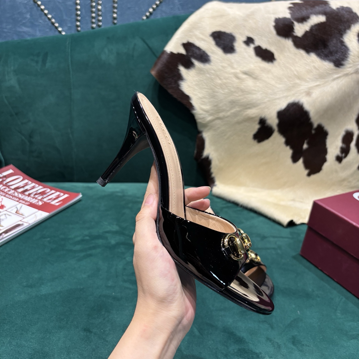 Gucci Style Red Leather Women's Shoes style reference detail image 8 from source 784647