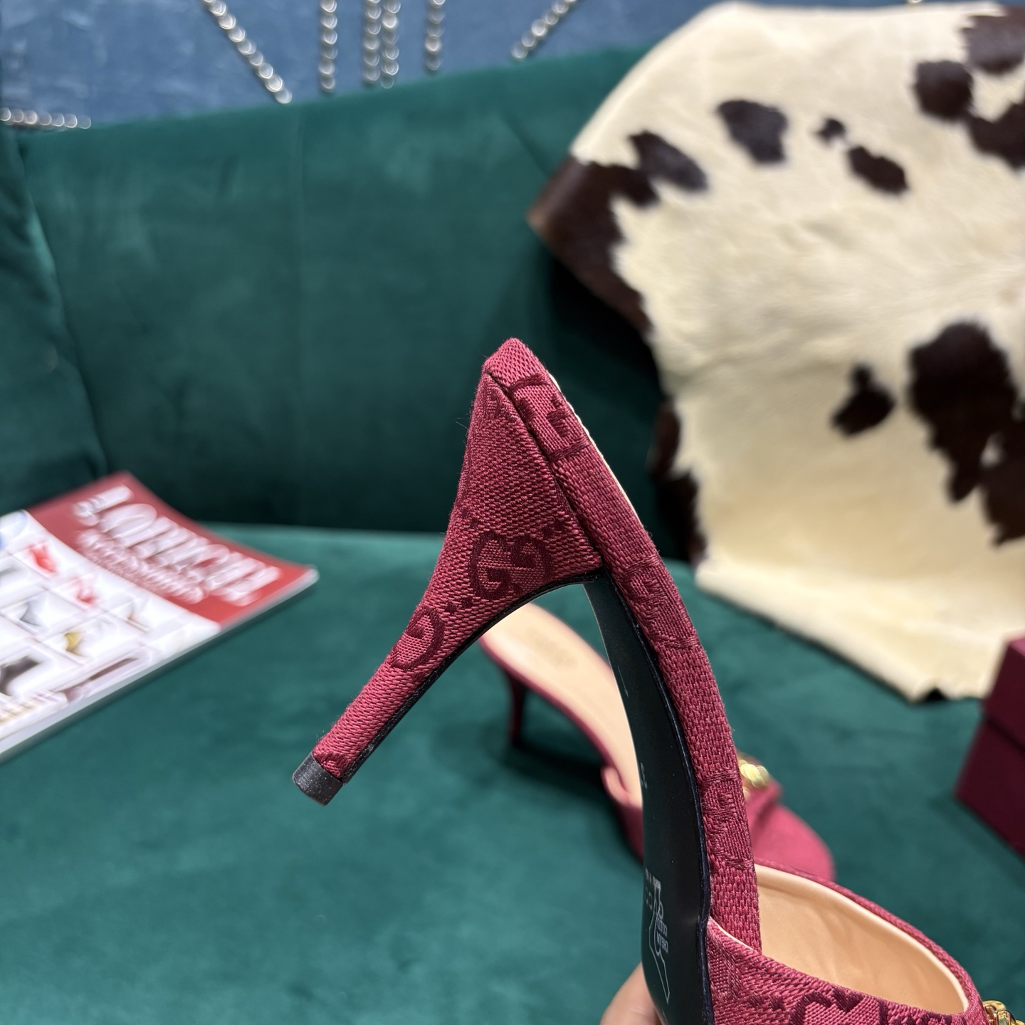Gucci Style Red Leather Women's Shoes style reference detail image 7 from source 784650