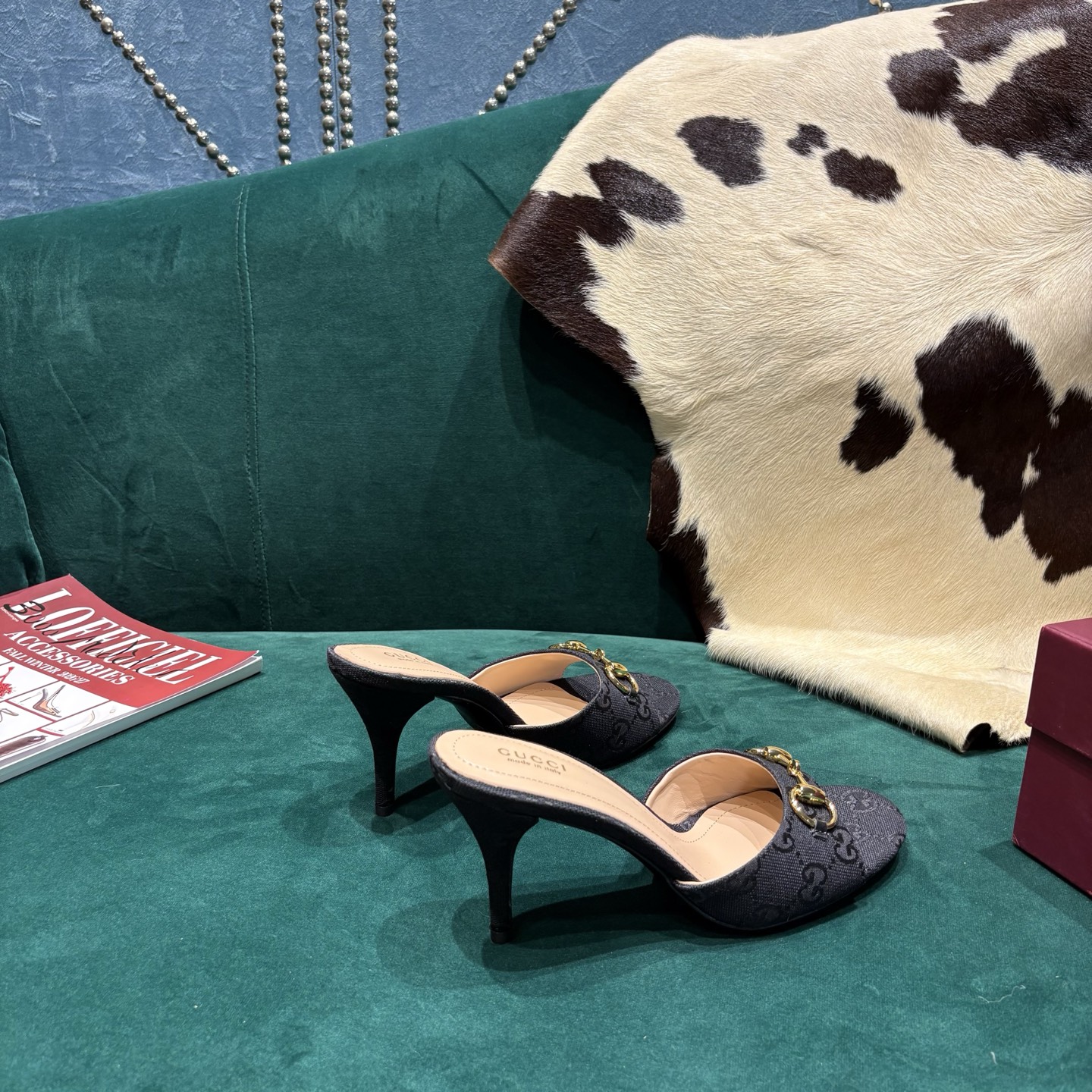 Gucci Style Red Leather Women's Shoes style reference detail image 3 from source 784651