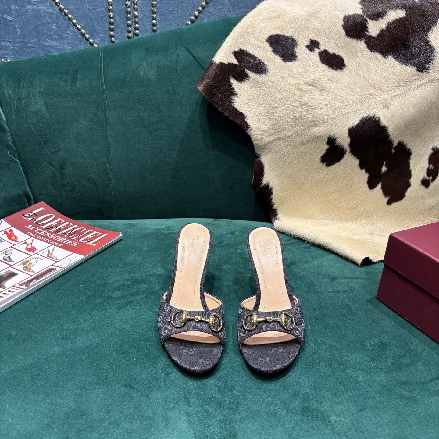Gucci Style Red Leather Women's Shoes style reference detail image 1 from source 784651