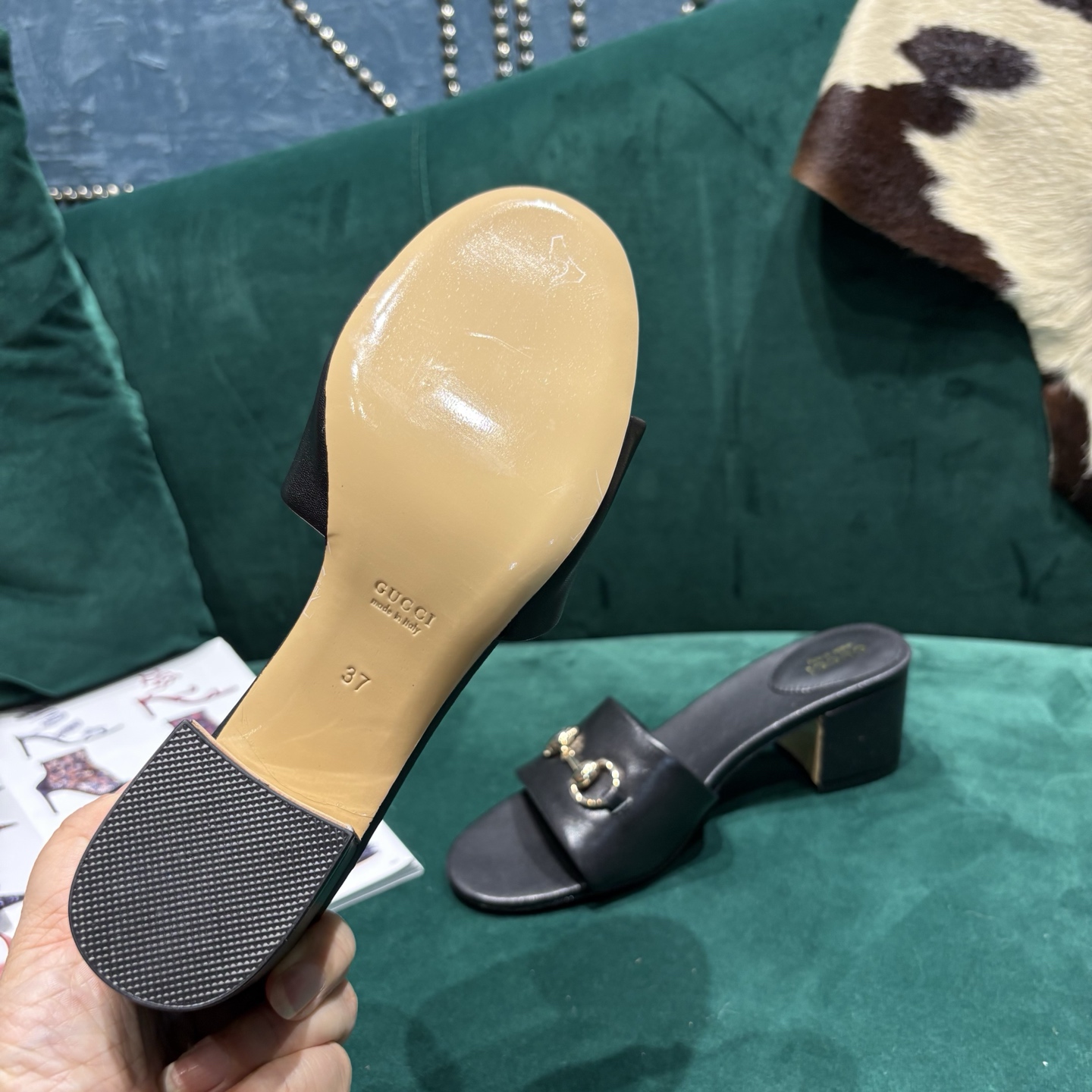 Gucci Style Red Leather Women's Shoes style reference detail image 6 from source 784655