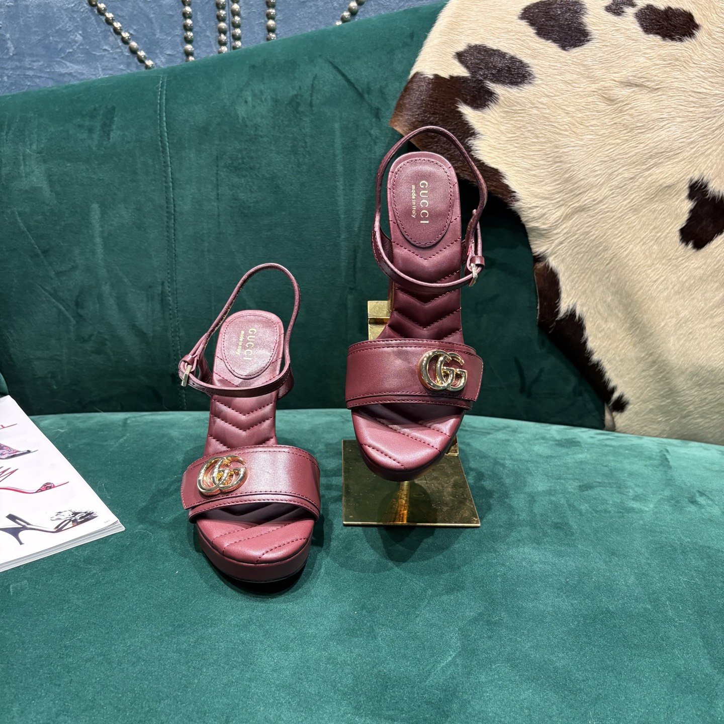Gucci Style Red Leather Women's Shoes style reference detail image 8 from source 784664