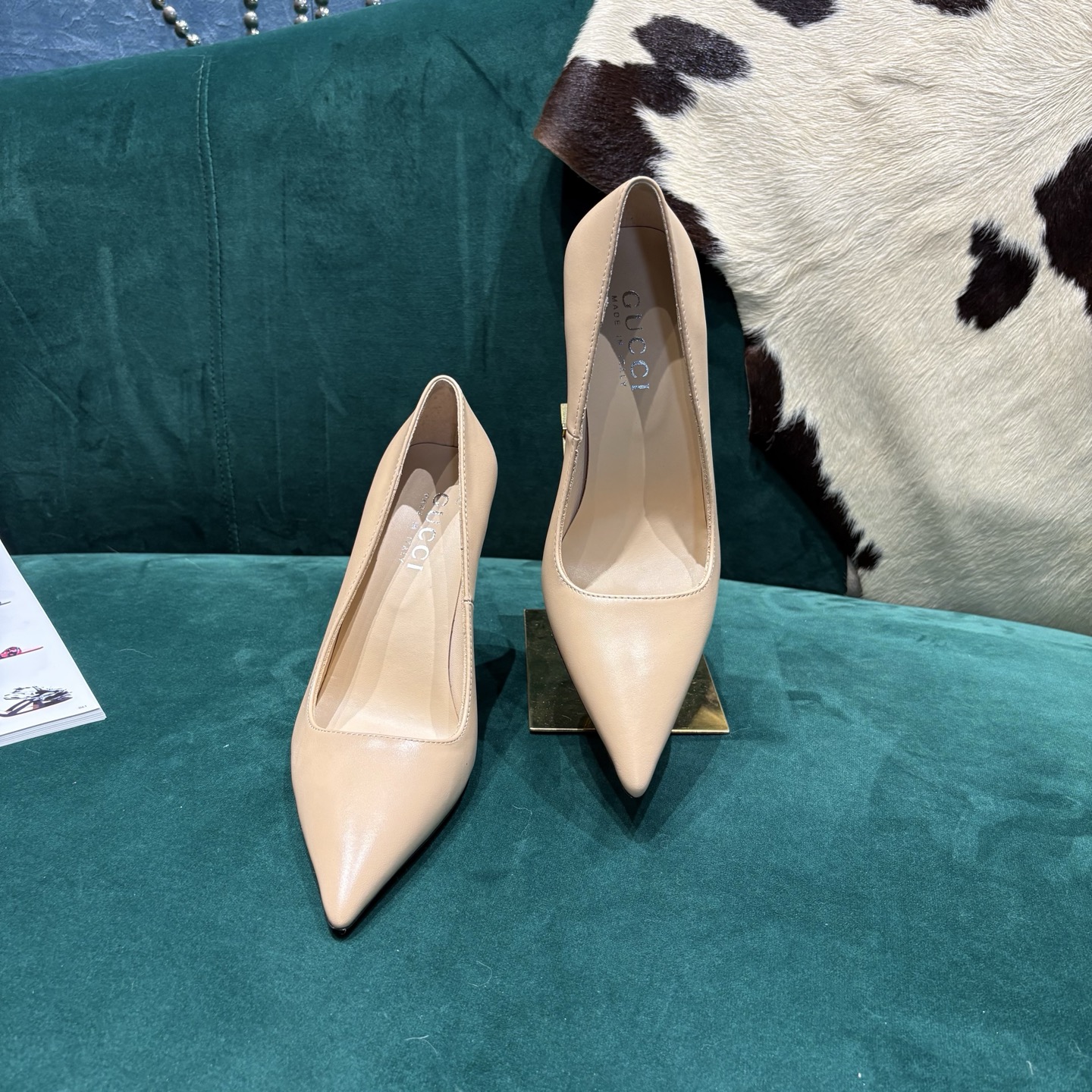 Gucci Style Leather Women's Shoes style reference detail image 7 from source 784675
