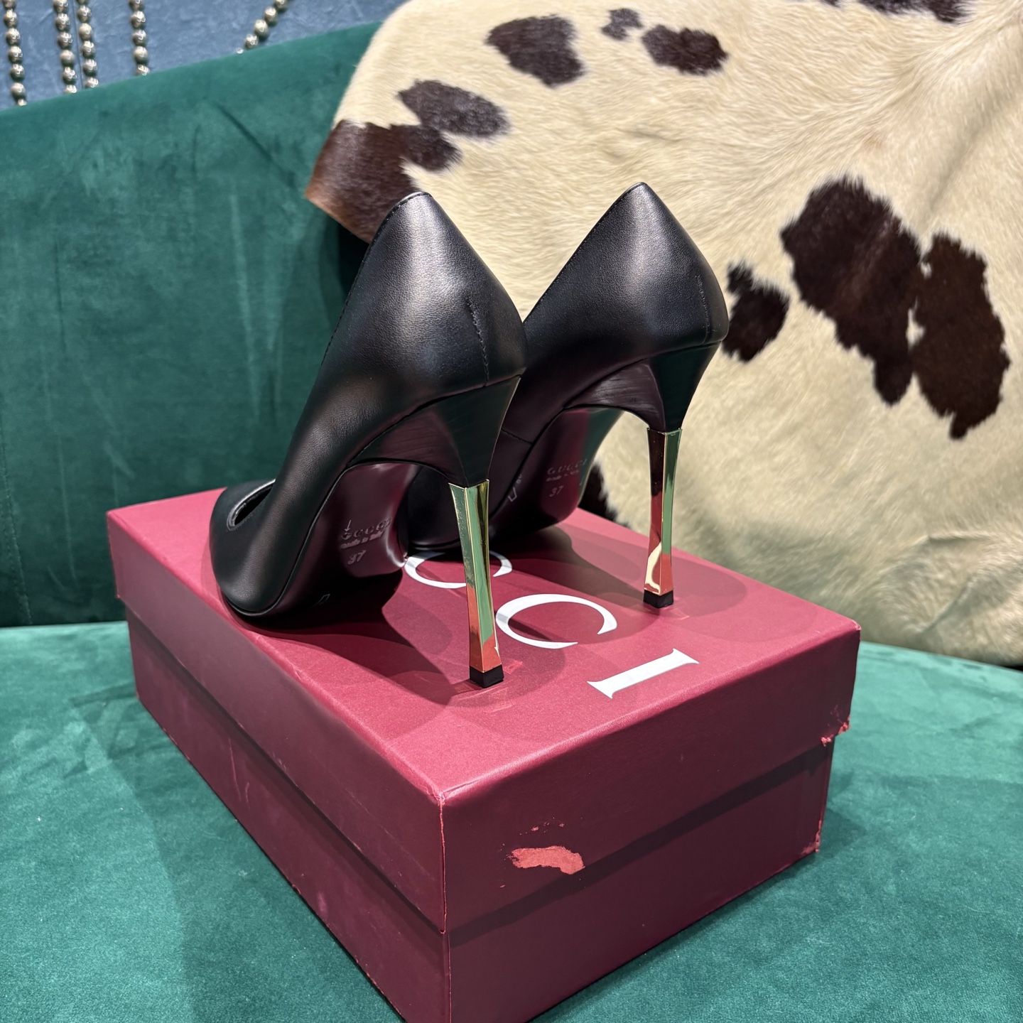 Gucci Style Leather Women's Shoes style reference detail image 7 from source 784676