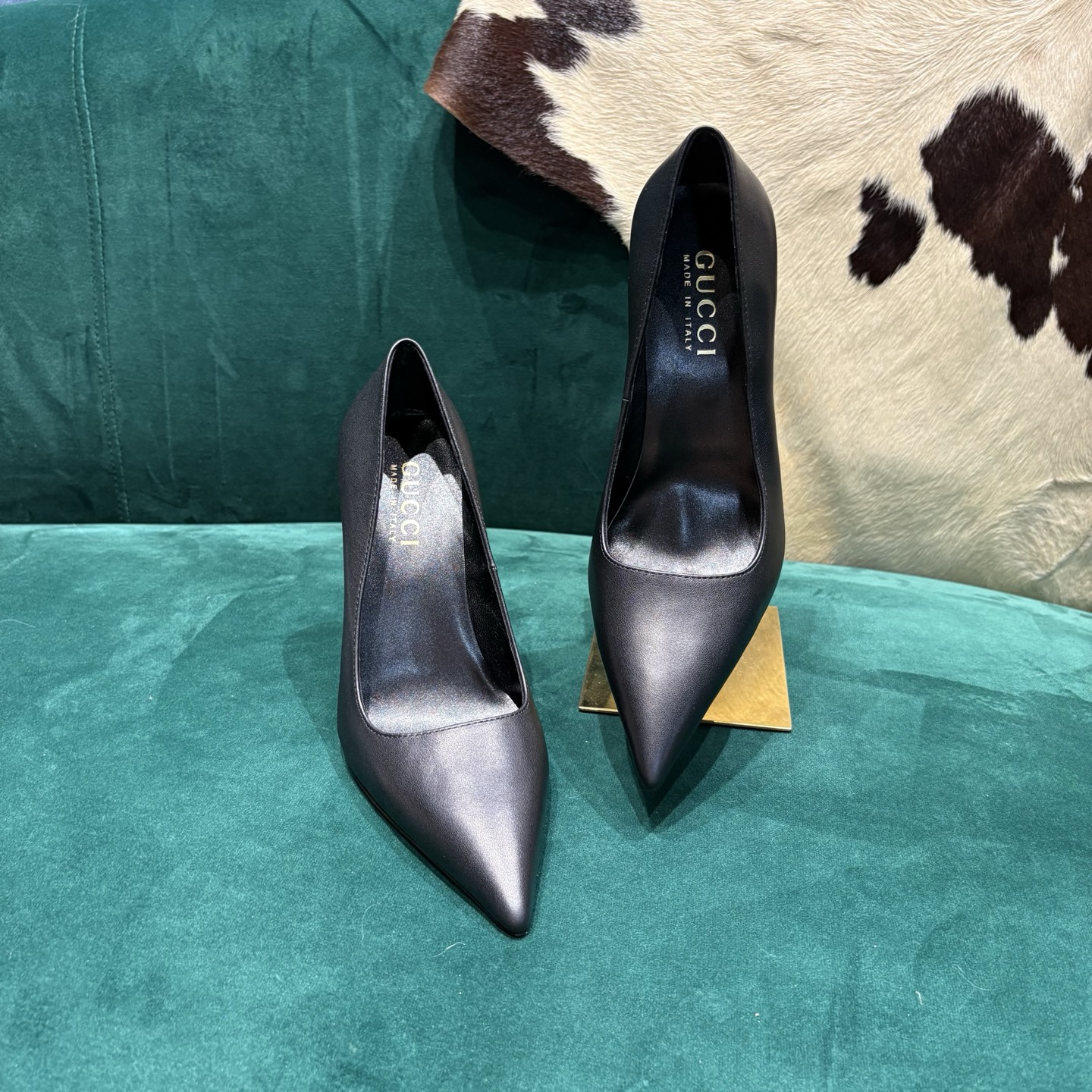 Gucci Style Leather Women's Shoes style reference detail image 8 from source 784676