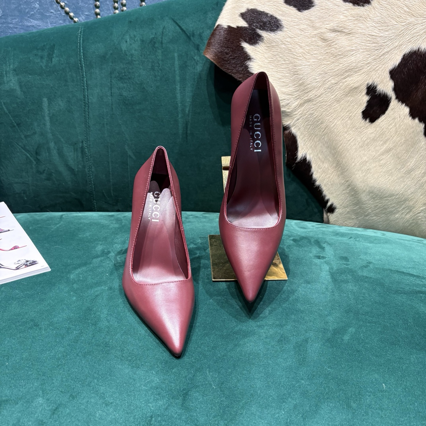 Gucci Style Leather Women's Shoes style reference detail image 8 from source 784677