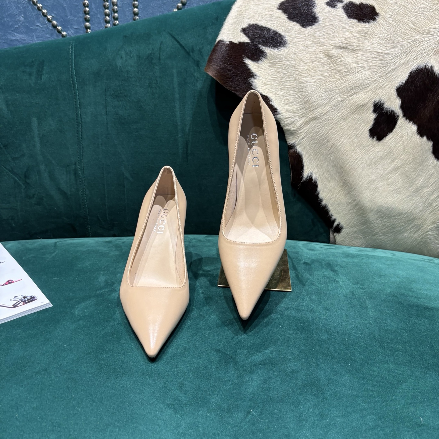 Gucci Style Leather Women's Shoes style reference detail image 9 from source 784678