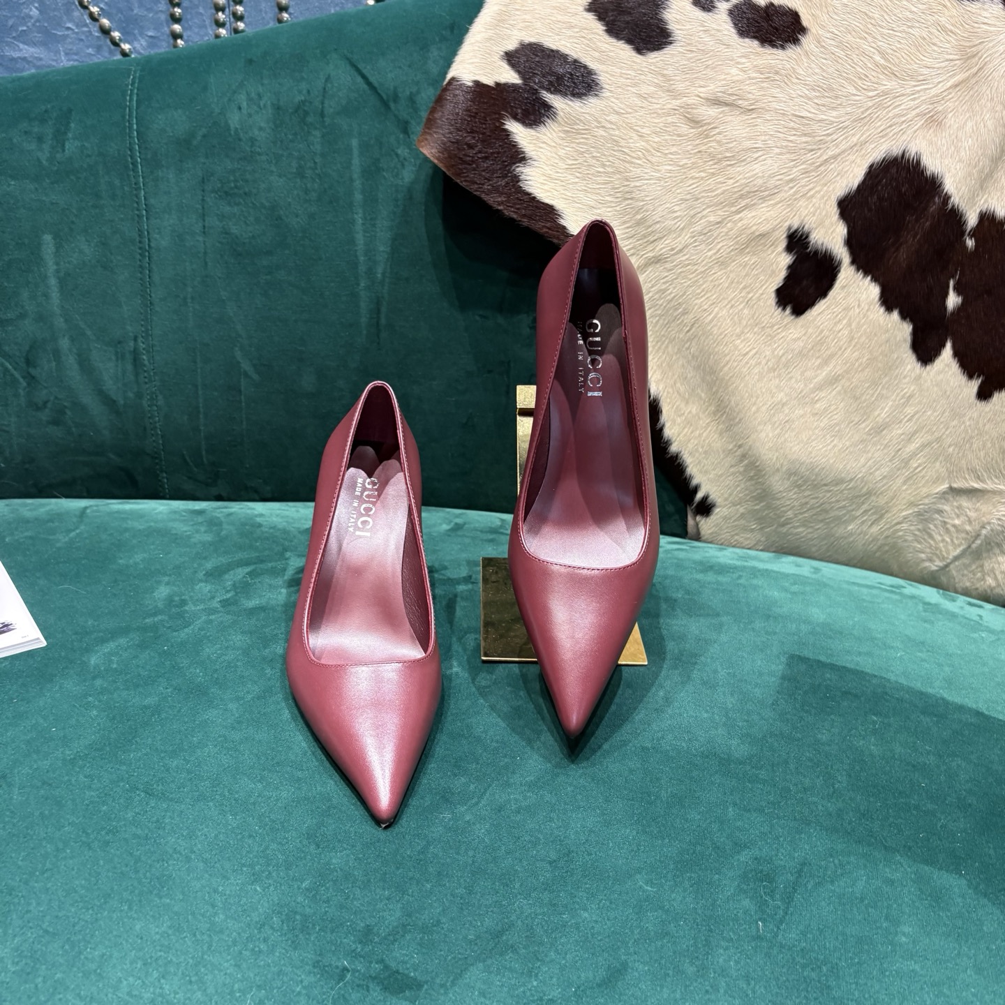 Gucci Style Leather Women's Shoes style reference detail image 8 from source 784680