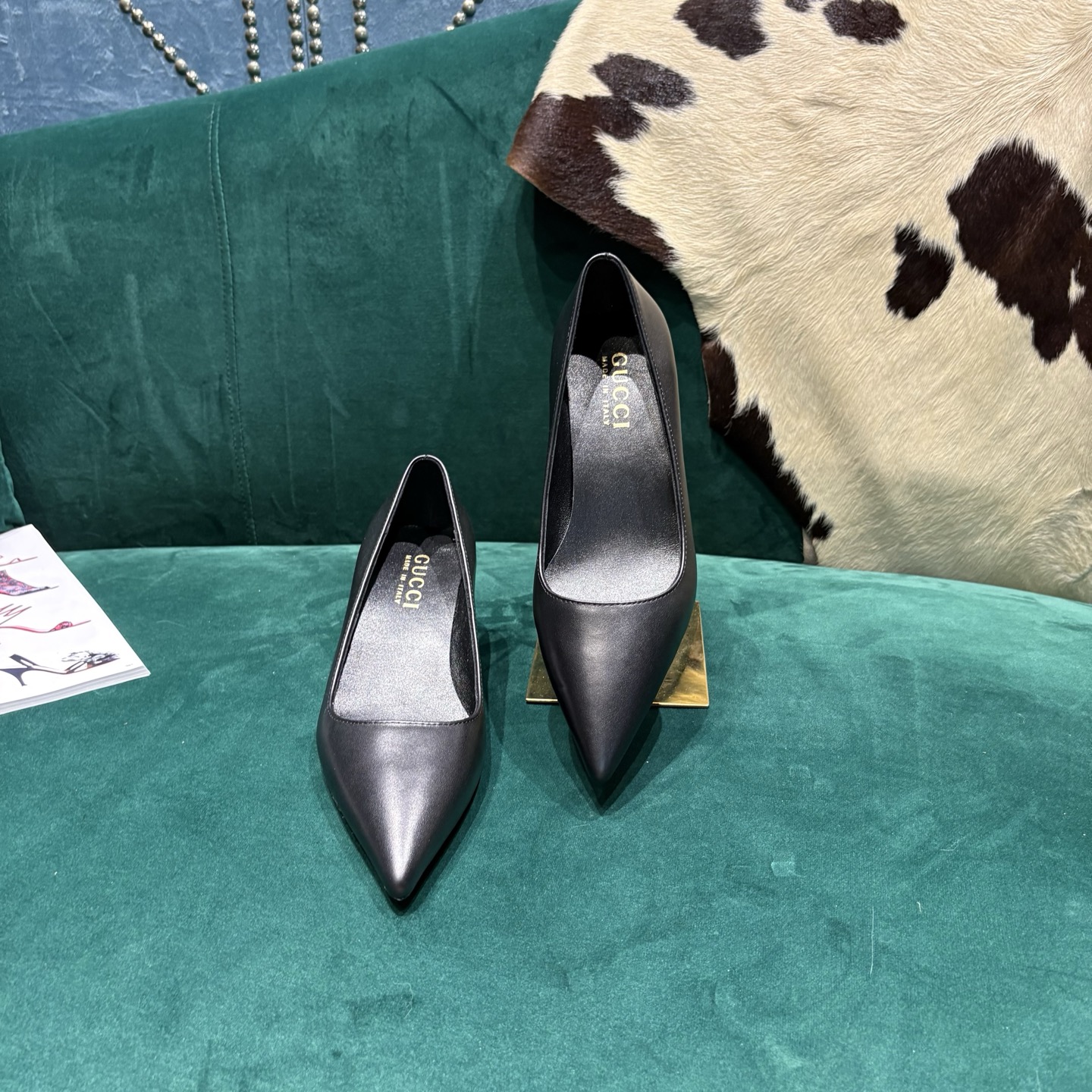 Gucci Style Leather Women's Shoes style reference detail image 8 from source 784681