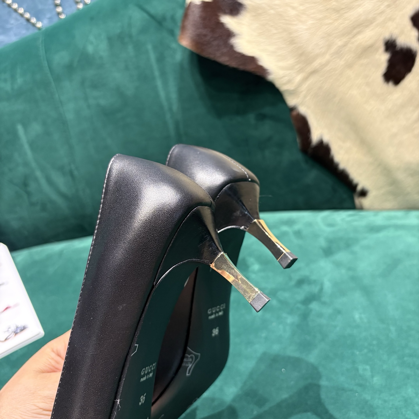 Gucci Style Leather Women's Shoes style reference detail image 7 from source 784681