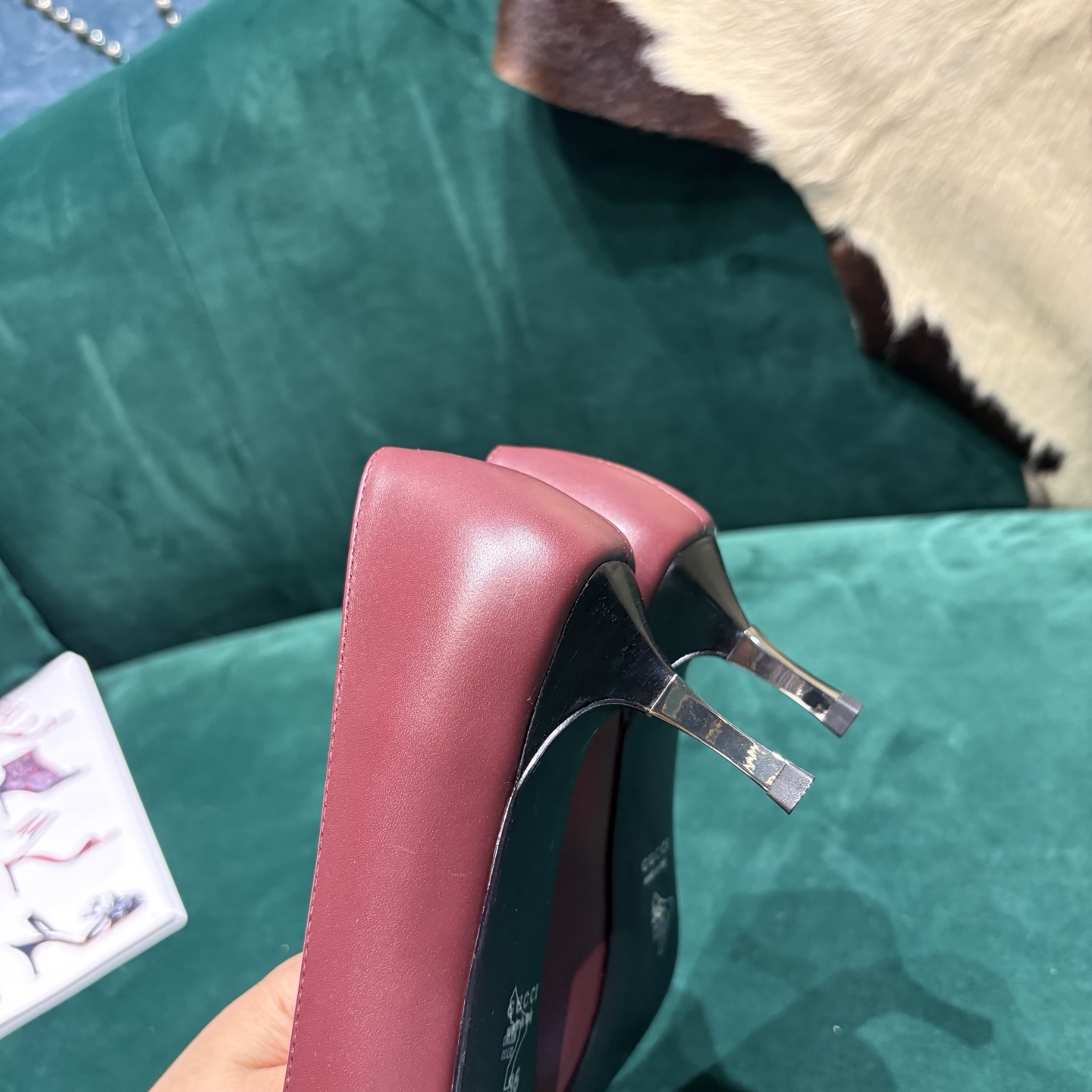Gucci Style Leather Women's Shoes style reference detail image 7 from source 784683