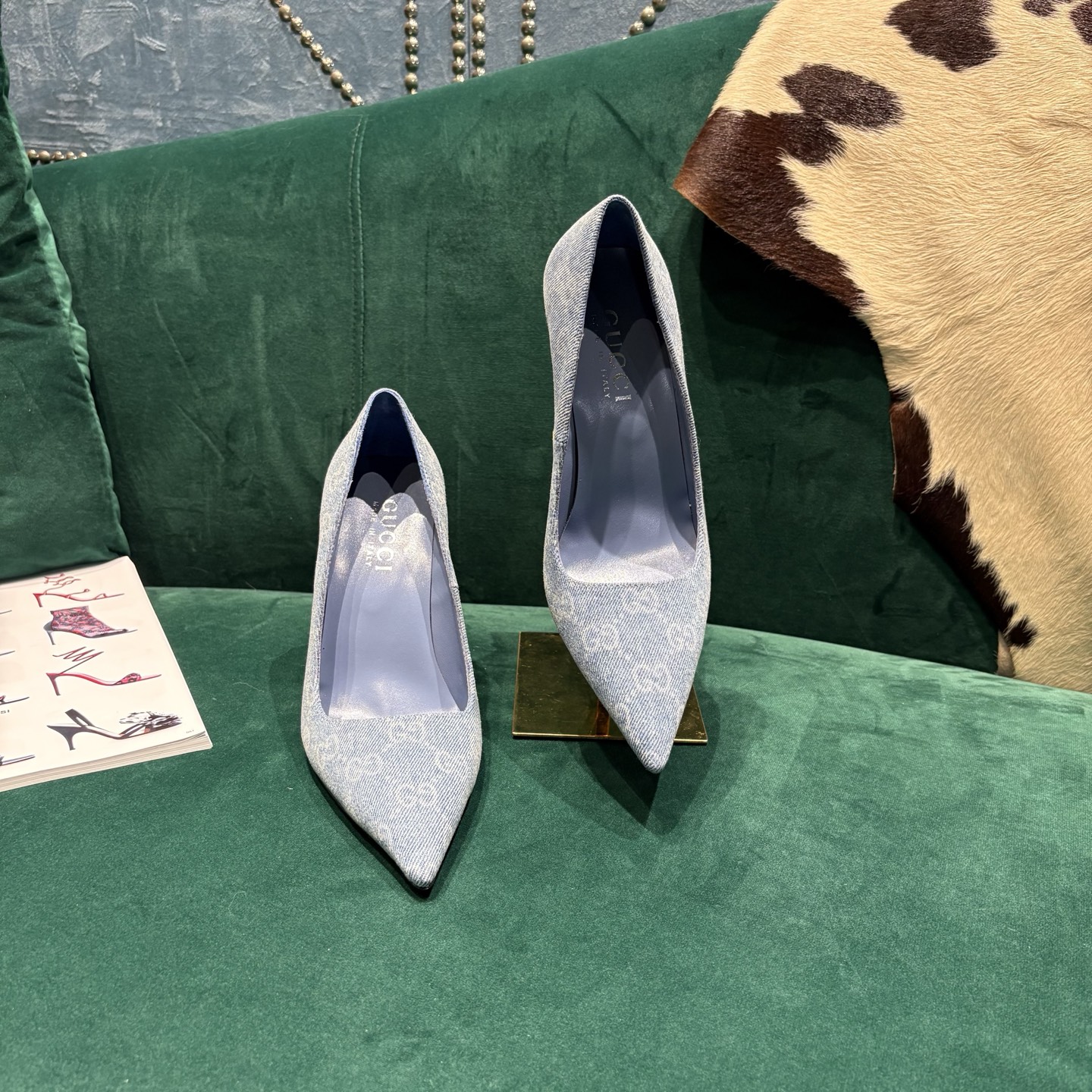 Gucci Style Leather Women's Shoes style reference detail image 9 from source 784687