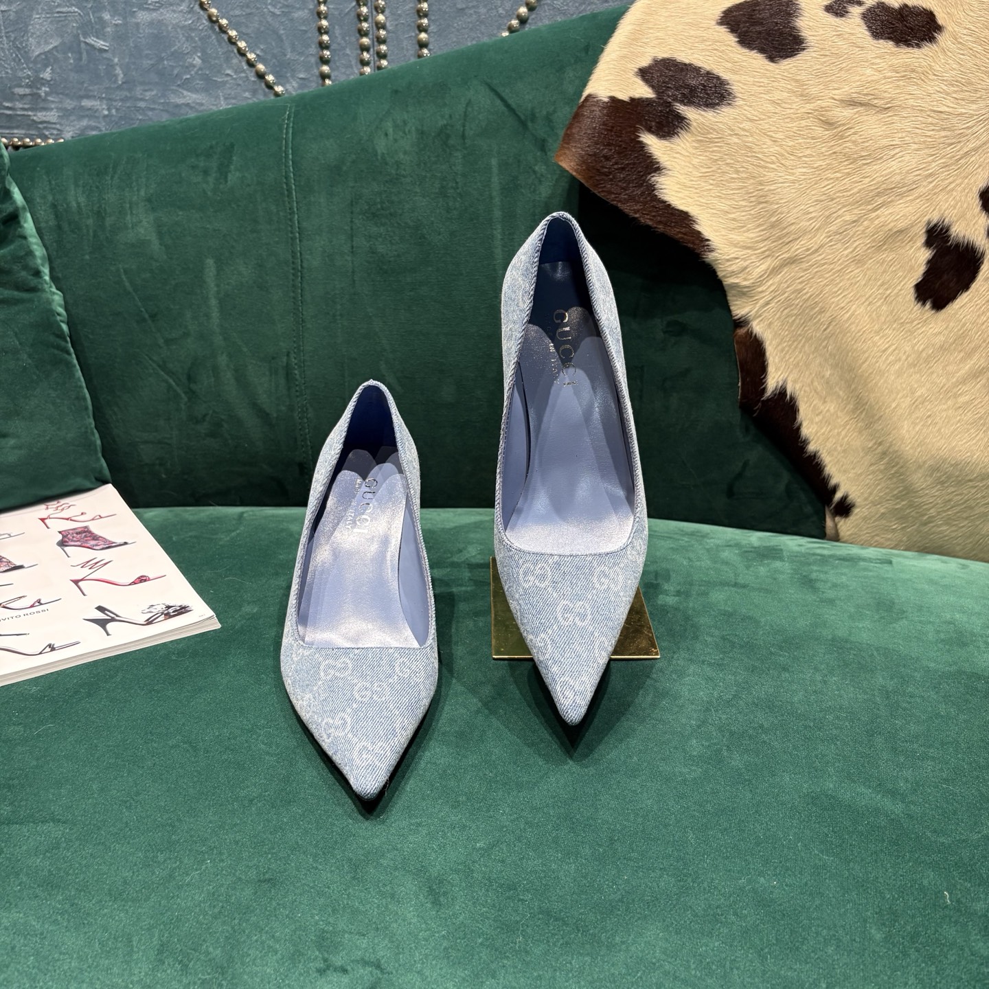 Gucci Style Leather Women's Shoes style reference detail image 8 from source 784688
