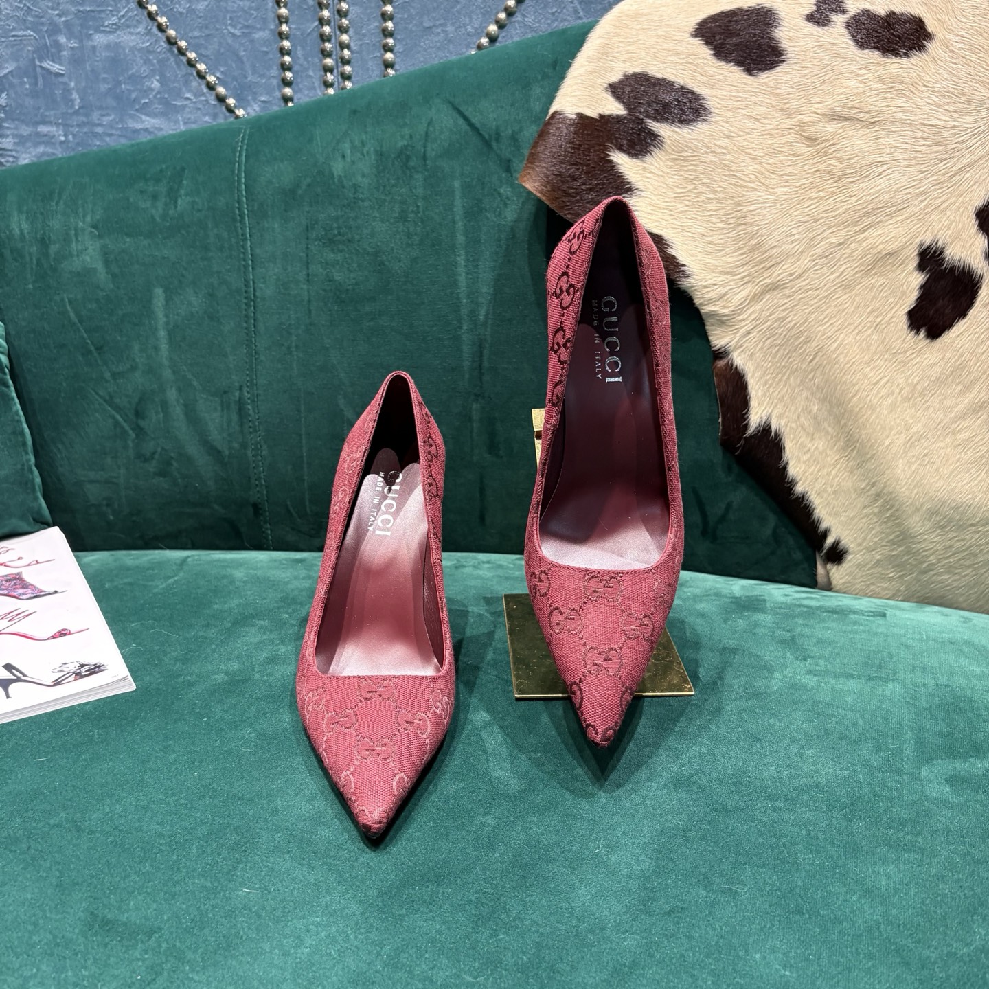 Gucci Style Leather Women's Shoes style reference detail image 8 from source 784690