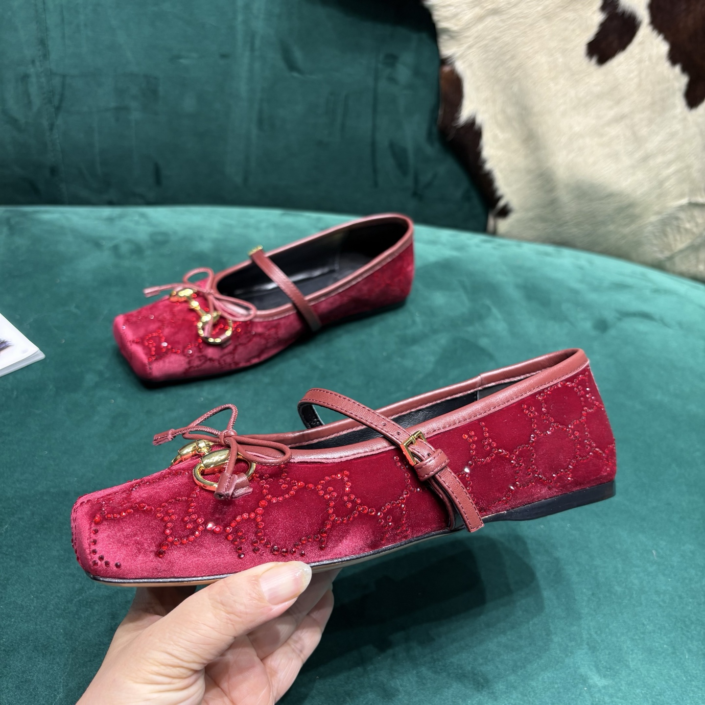 Gucci Style Leather Women's Shoes style reference detail image 4 from source 784698