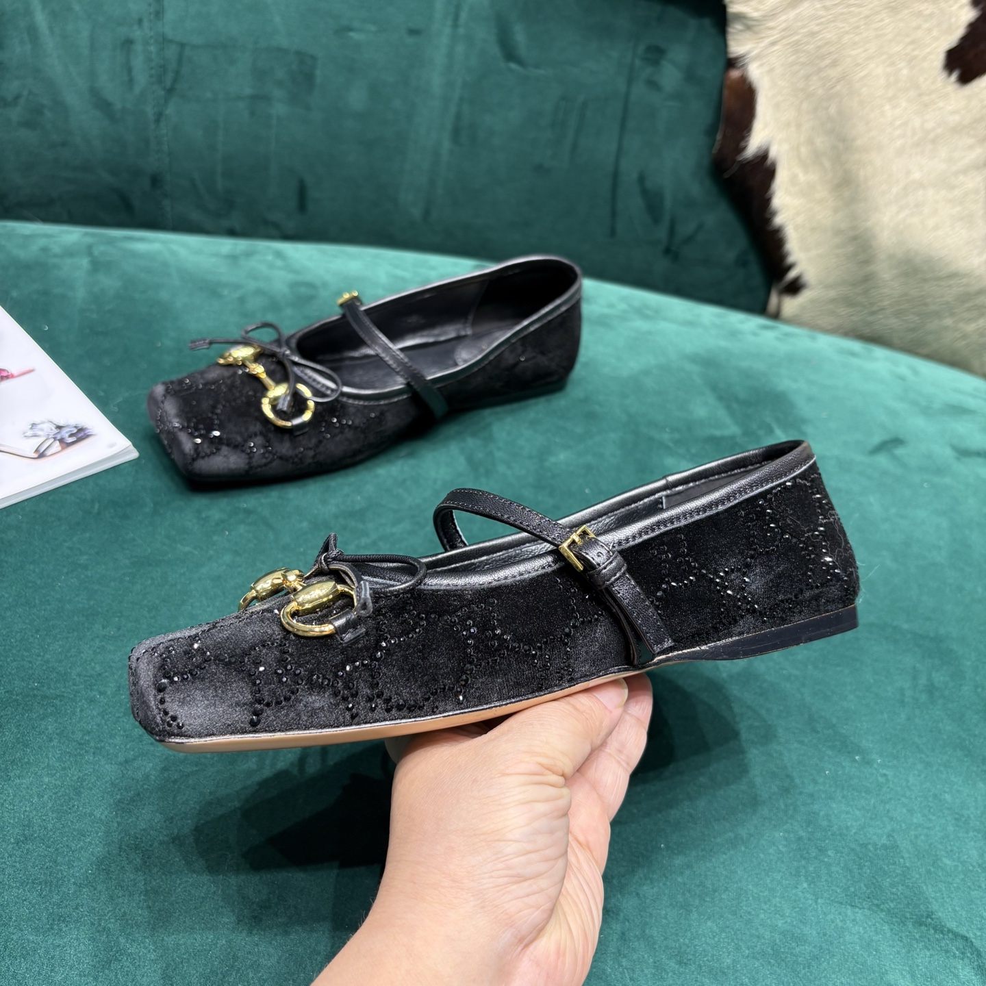 Gucci Style Leather Women's Shoes style reference detail image 4 from source 784699
