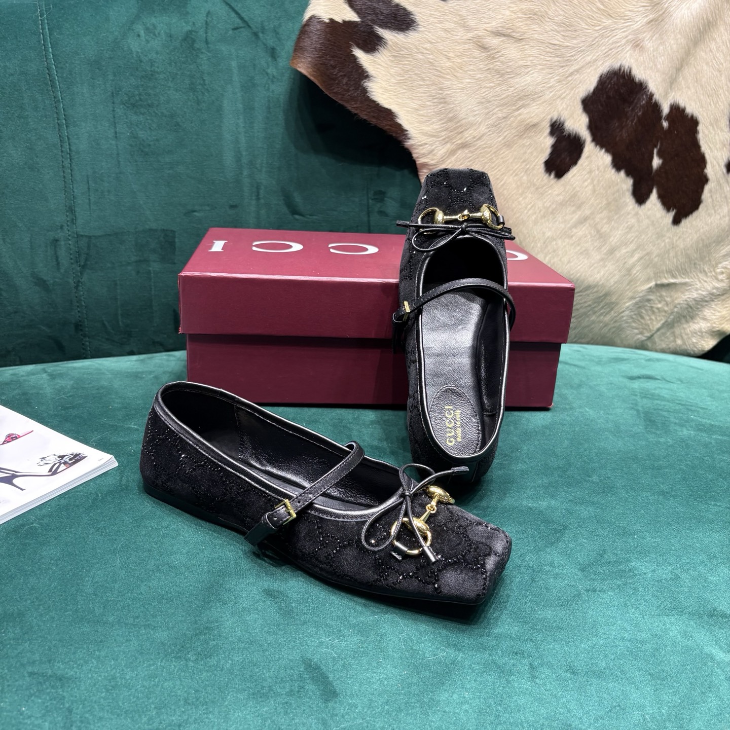 Gucci Style Leather Women's Shoes style reference detail image 8 from source 784699