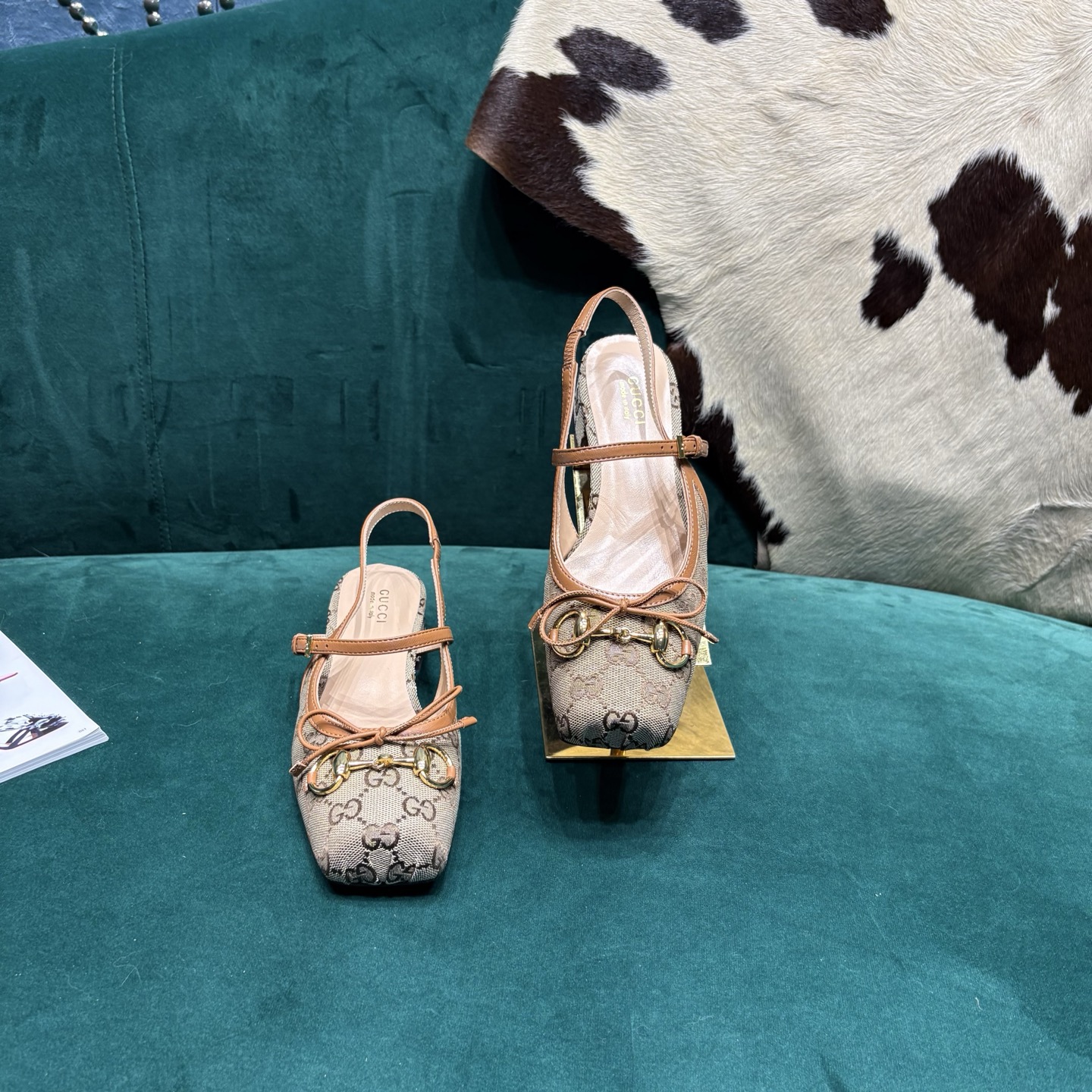 Gucci Style Leather Women's Shoes style reference detail image 8 from source 784694