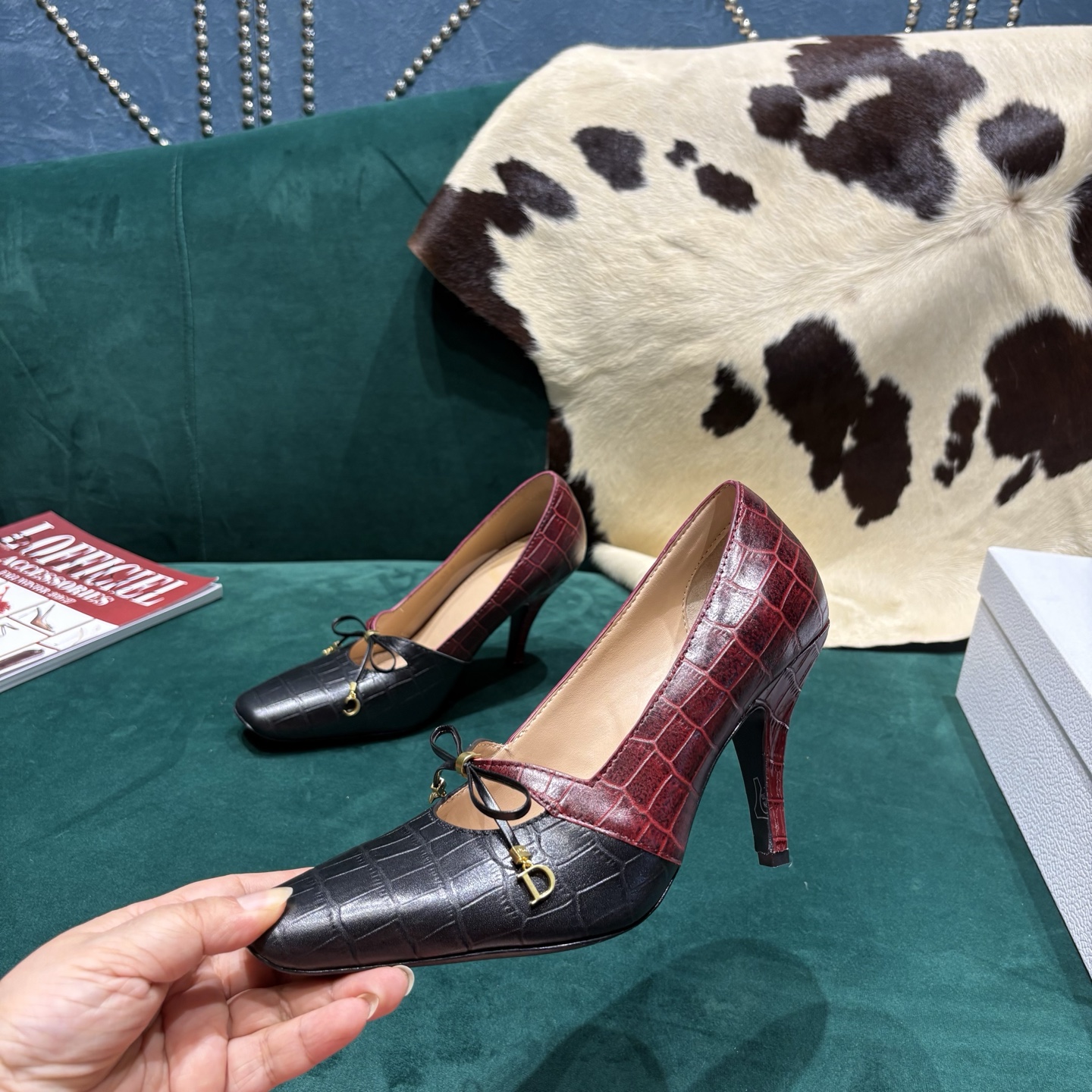 Dior Style Leather Women's Shoes style reference detail image 4 from source 785000