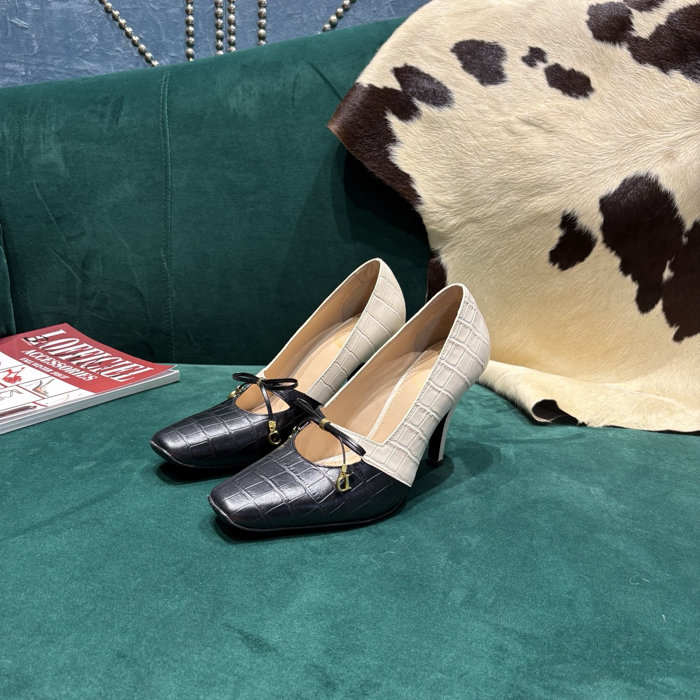 Dior Style Leather Women's Shoes style reference detail image 3 from source 785001