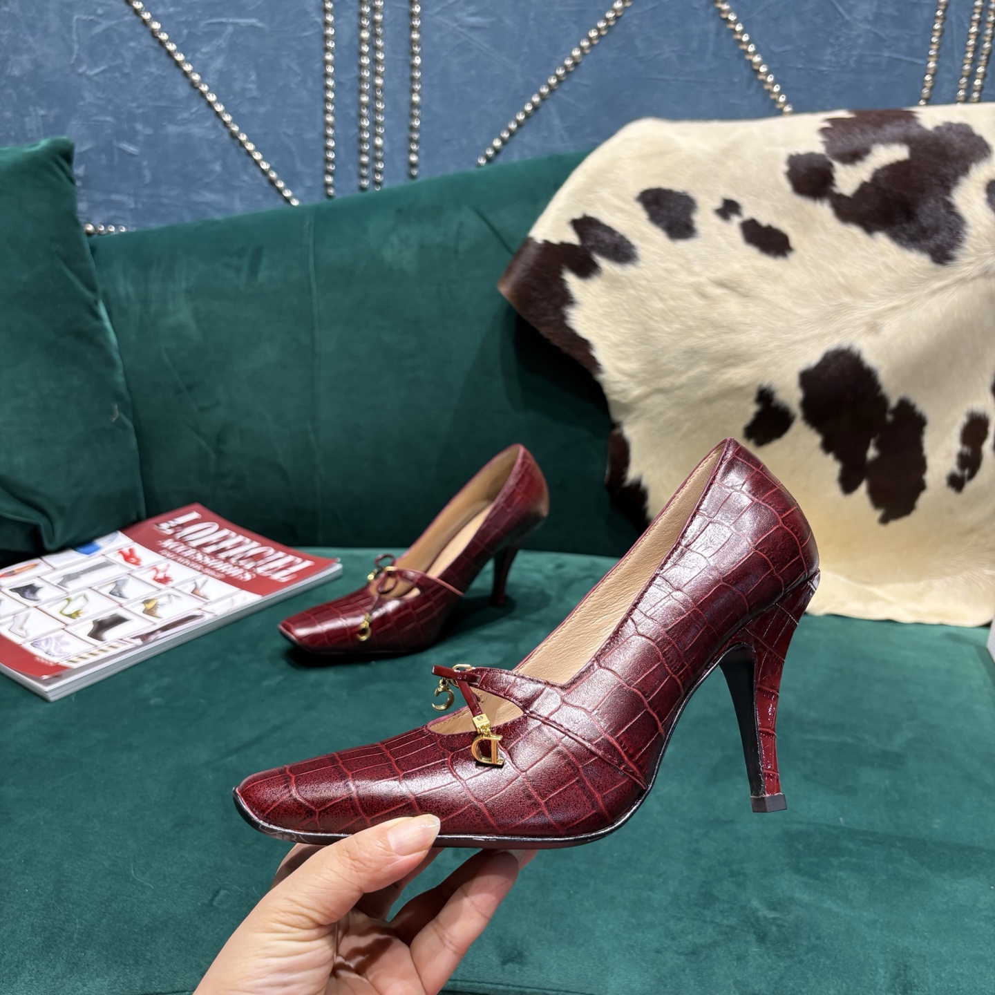 Dior Style Leather Women's Shoes style reference detail image 3 from source 785002