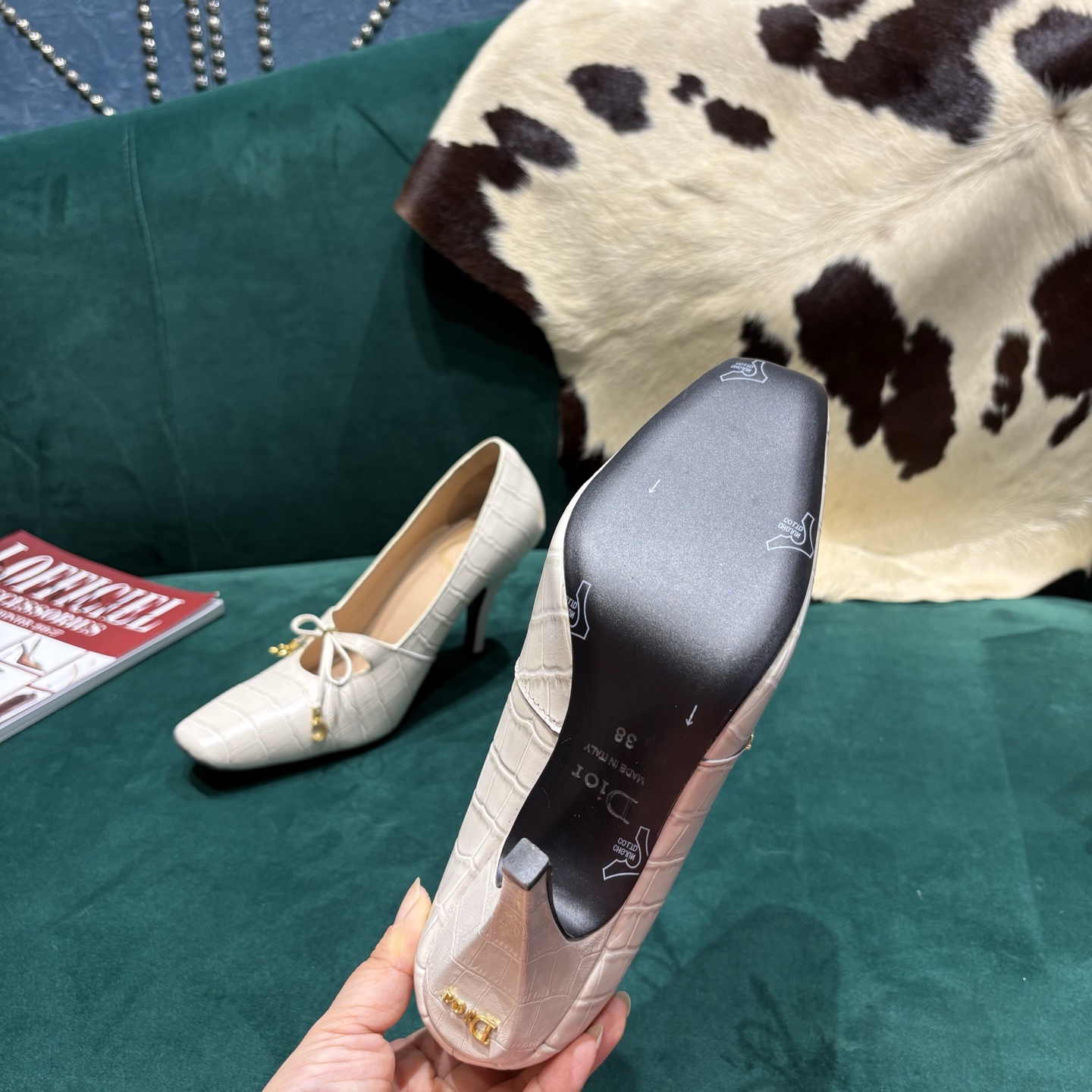 Dior Style Leather Women's Shoes style reference detail image 6 from source 785003