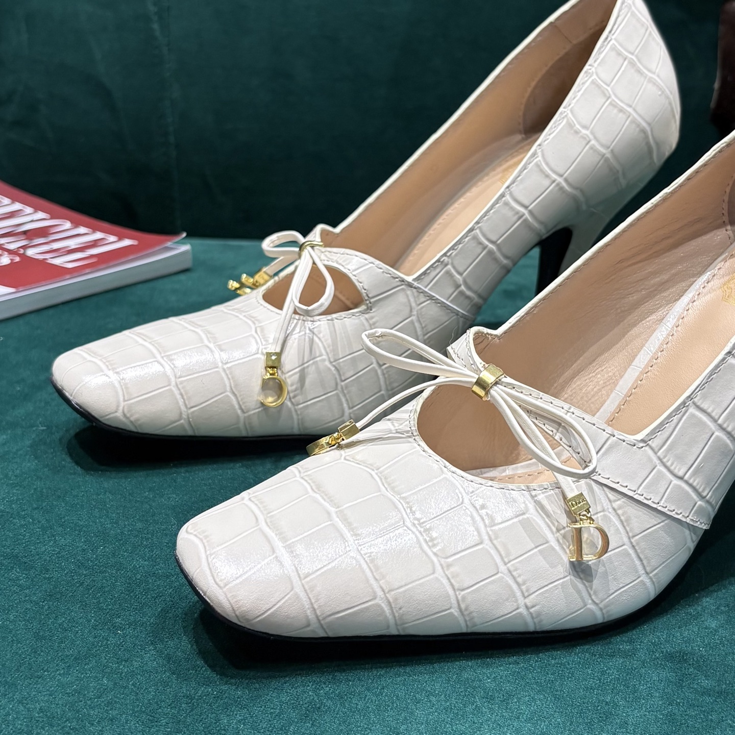 Dior Style Leather Women's Shoes style reference detail image 5 from source 785003