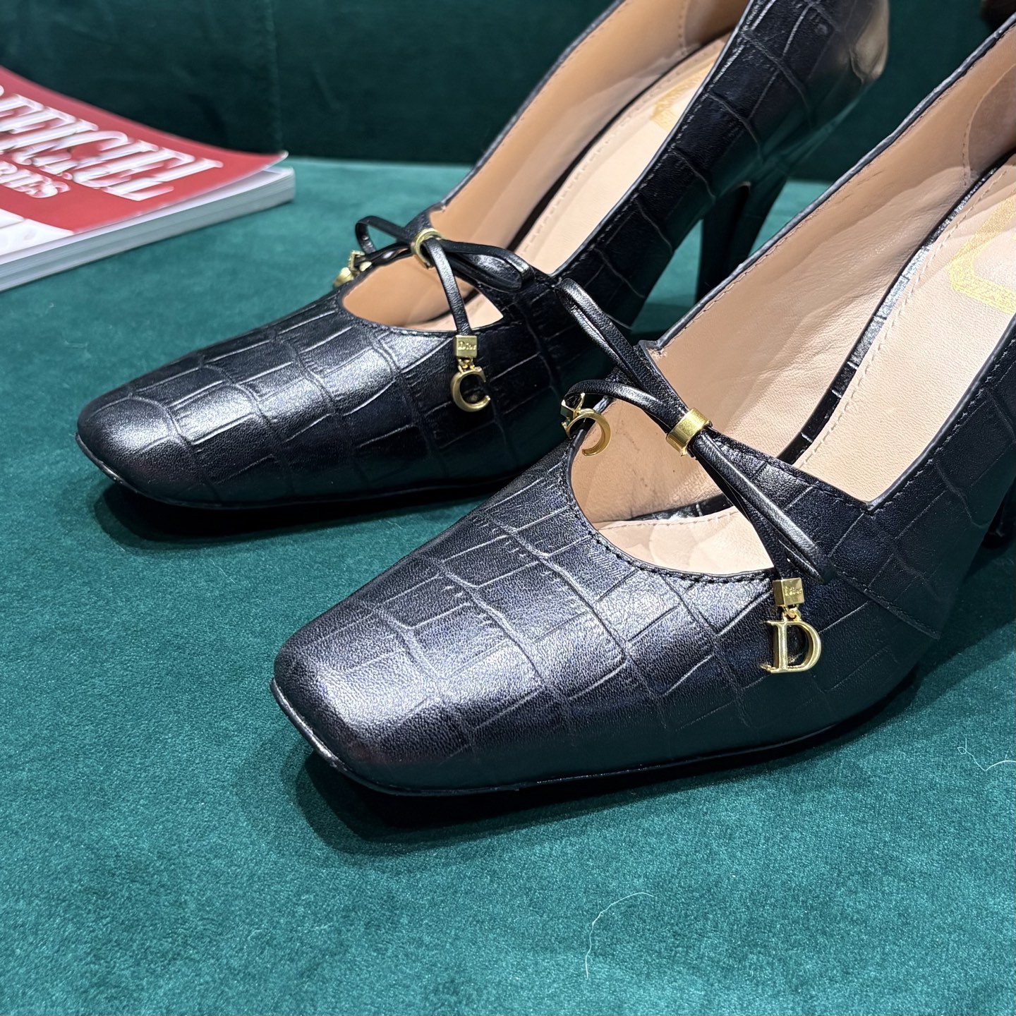 Dior Style Leather Women's Shoes style reference detail image 8 from source 785004