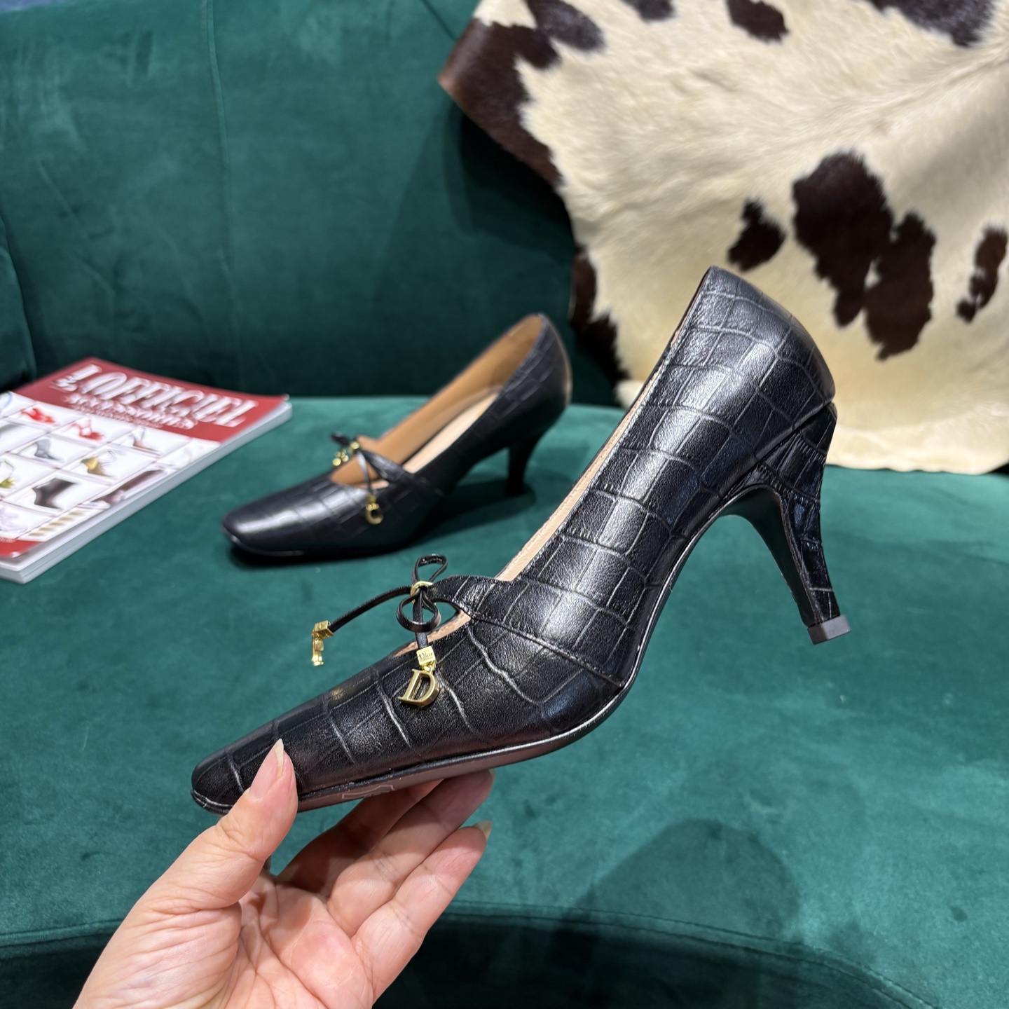 Dior Style Leather Women's Shoes style reference detail image 4 from source 785006