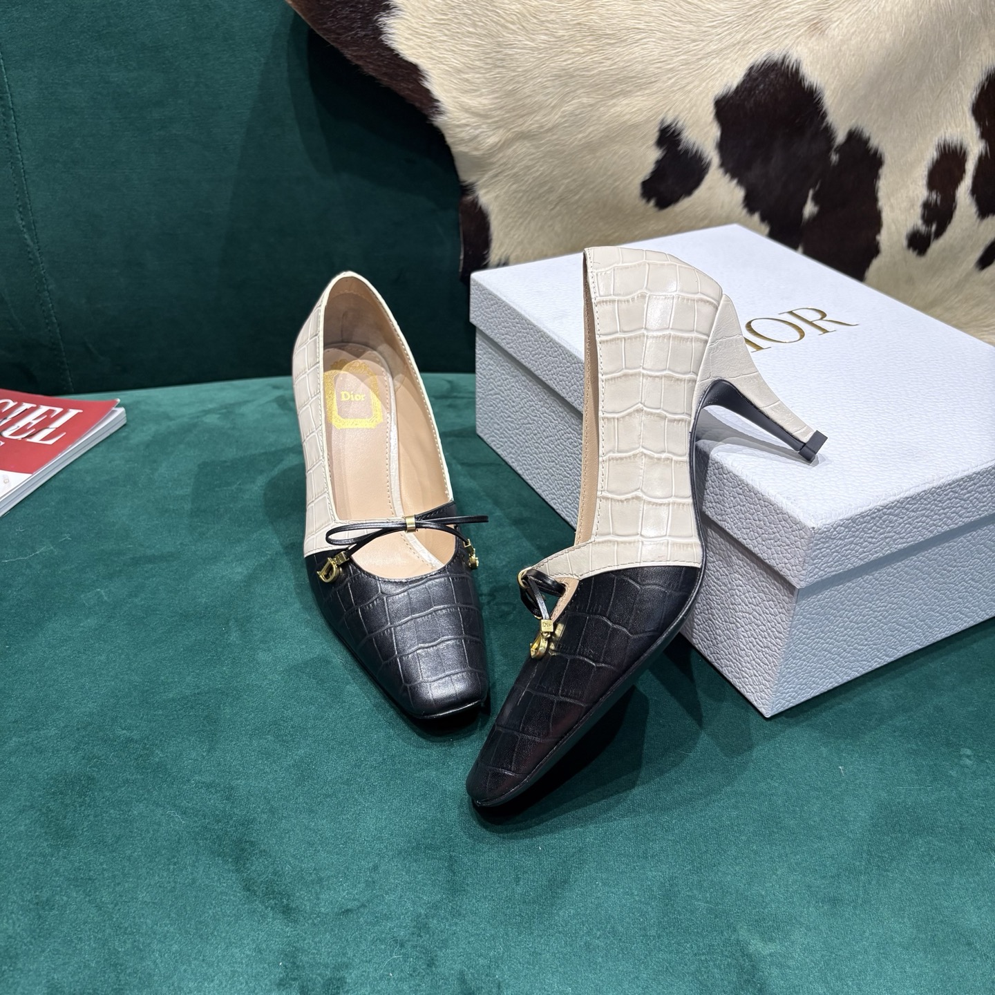 Dior Style Leather Women's Shoes style reference detail image 9 from source 785008
