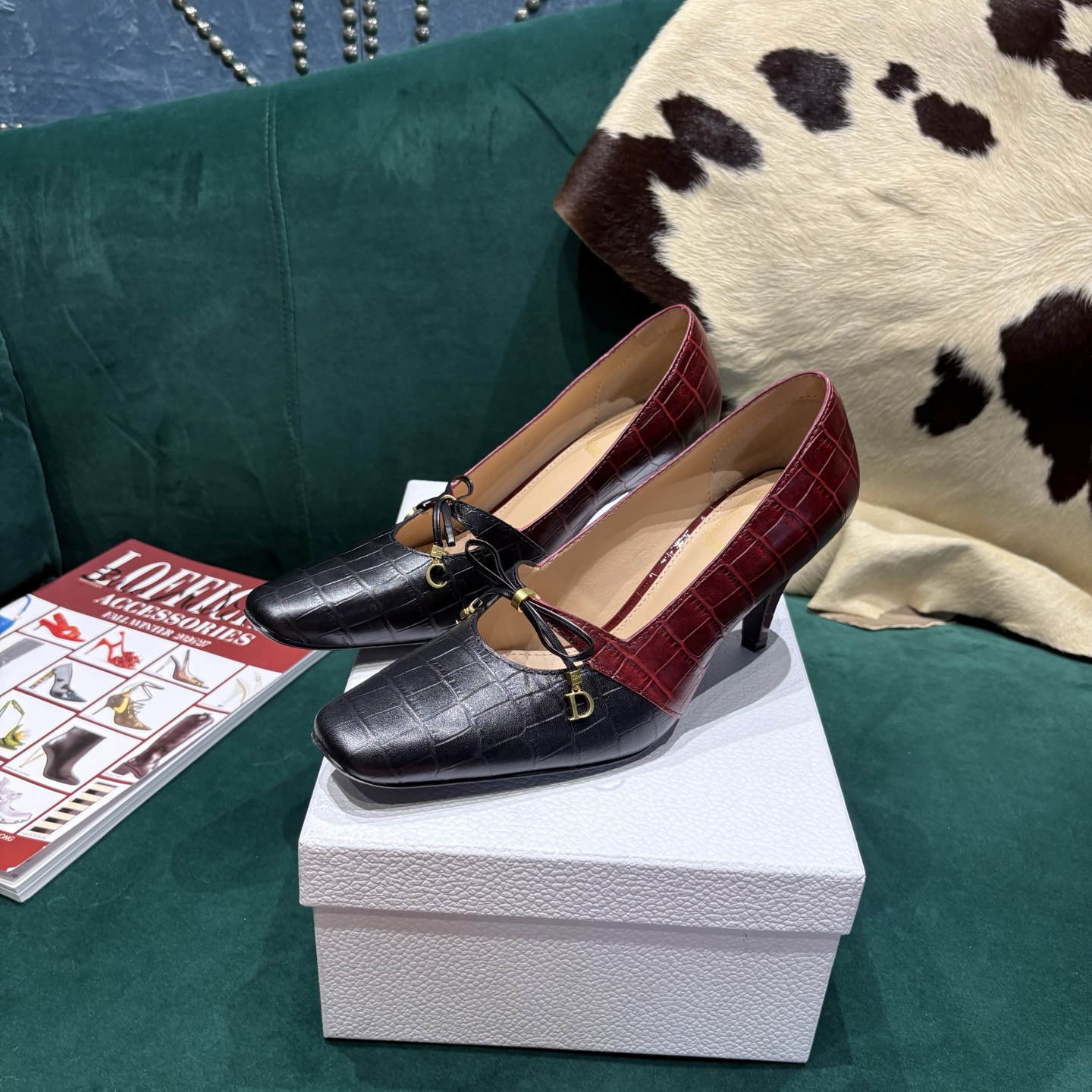 Dior Style Leather Women's Shoes style reference detail image 3 from source 785009
