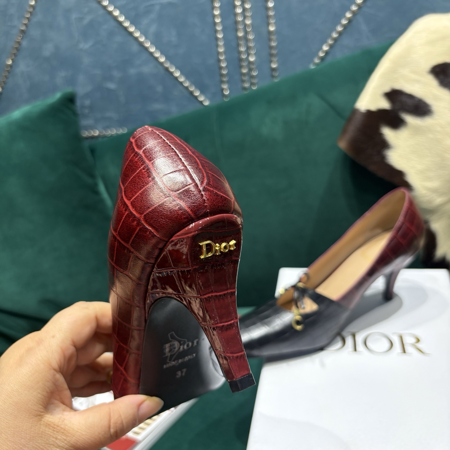 Dior Style Leather Women's Shoes style reference detail image 7 from source 785009