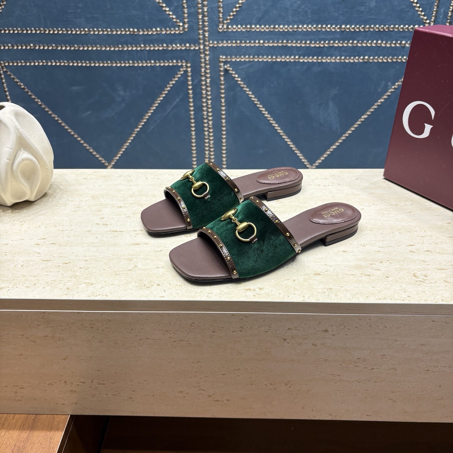 Gucci Women Shoes