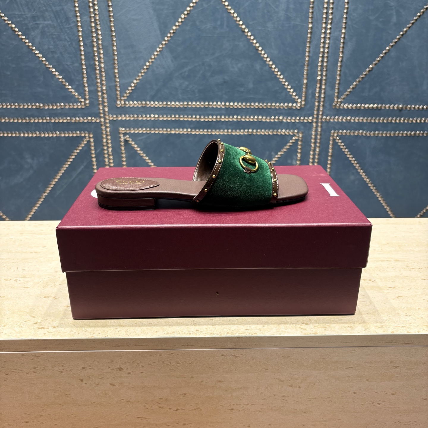 Gucci Women Shoes