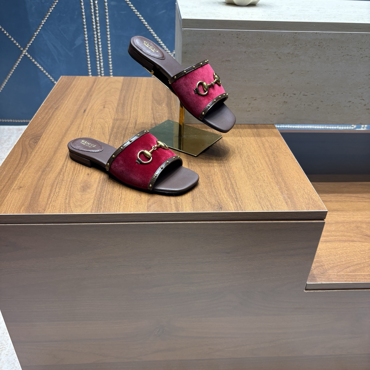 Gucci Women Shoes