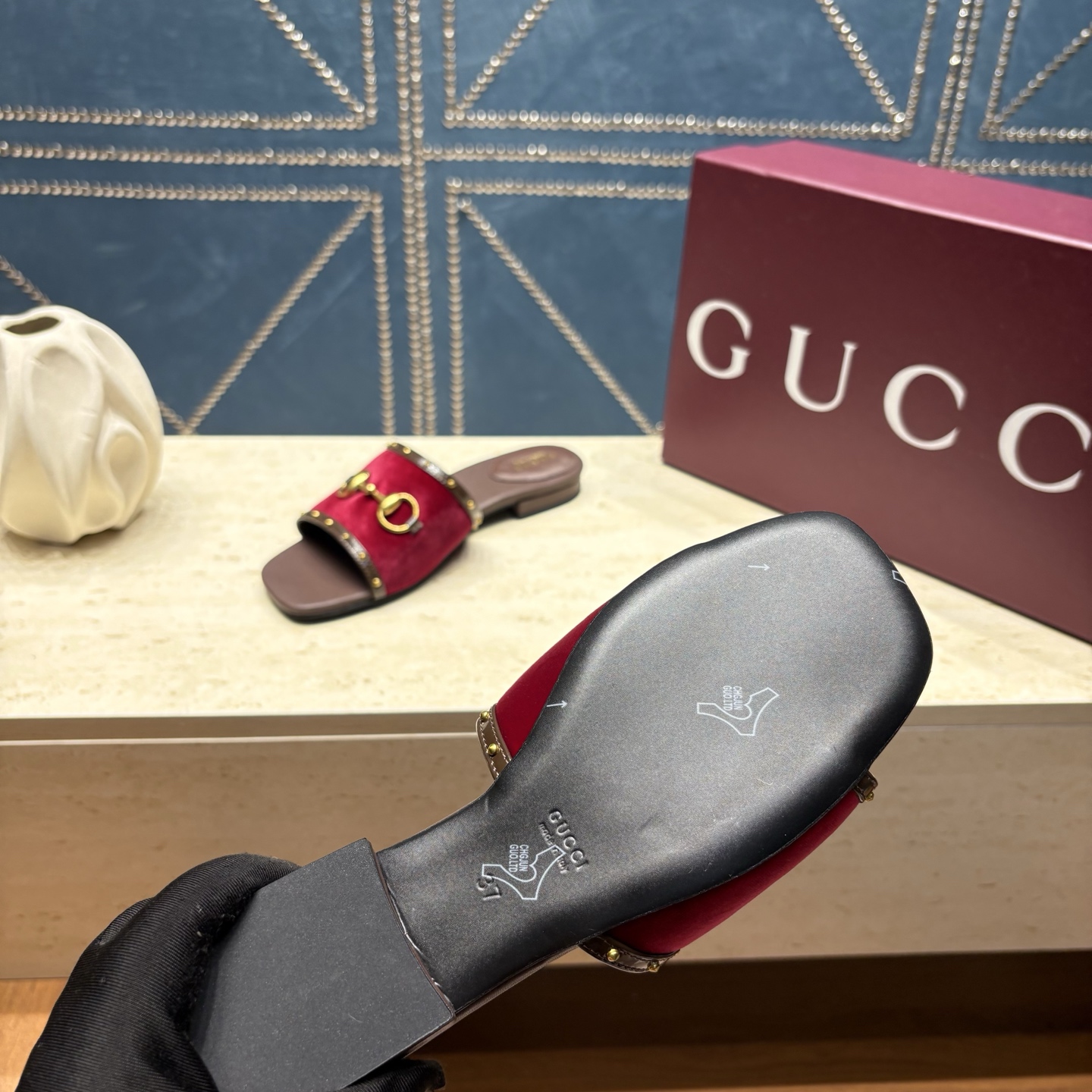 Gucci Women Shoes