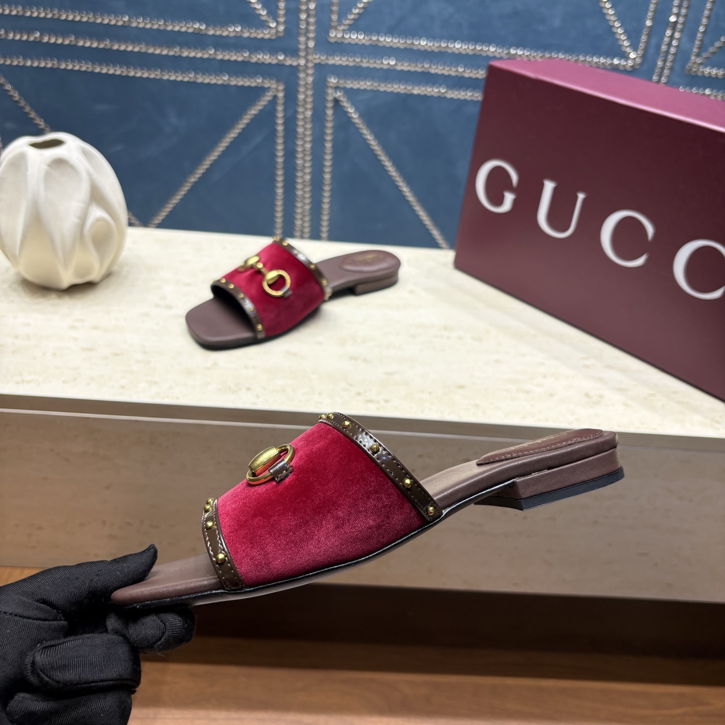 Gucci Women Shoes