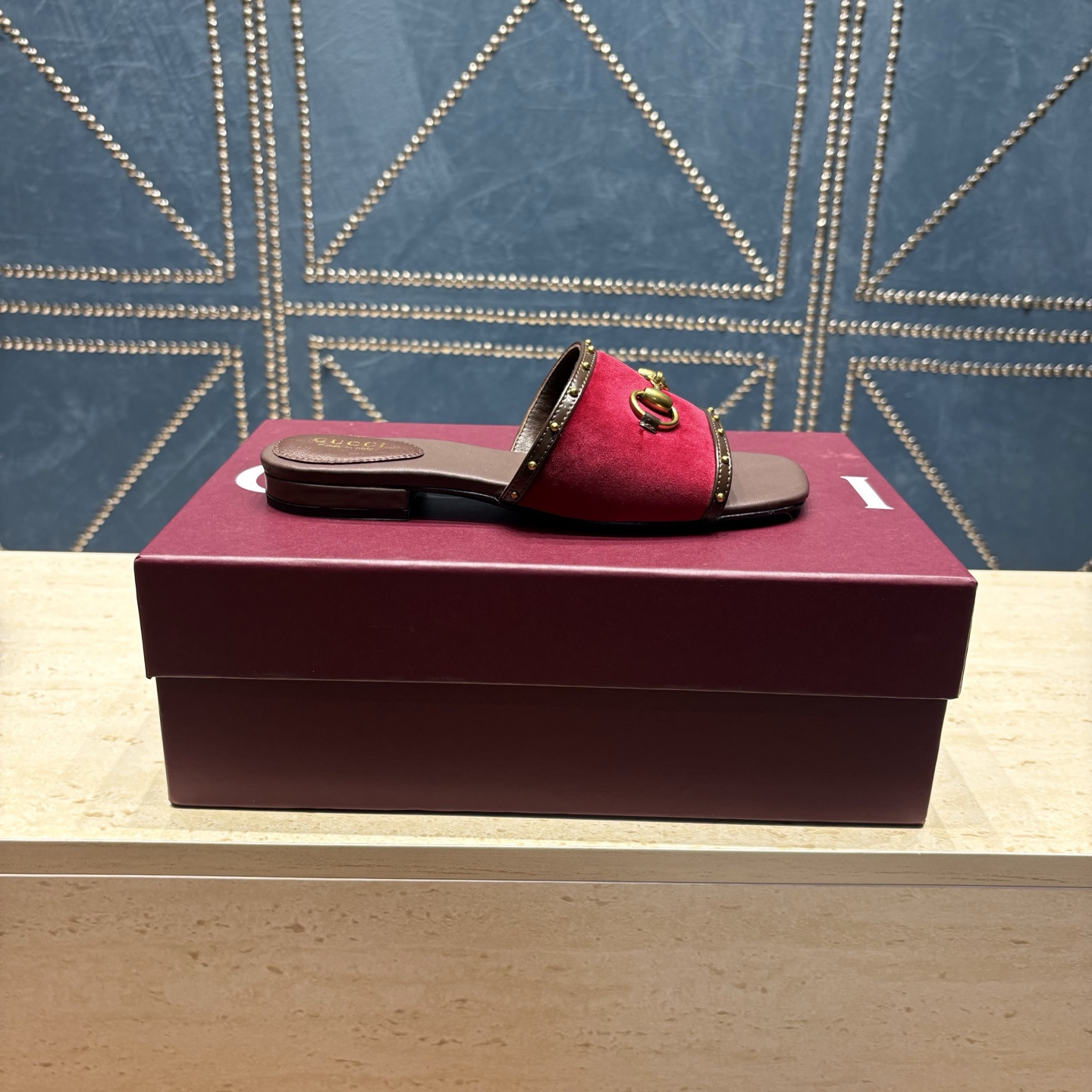 Gucci Women Shoes