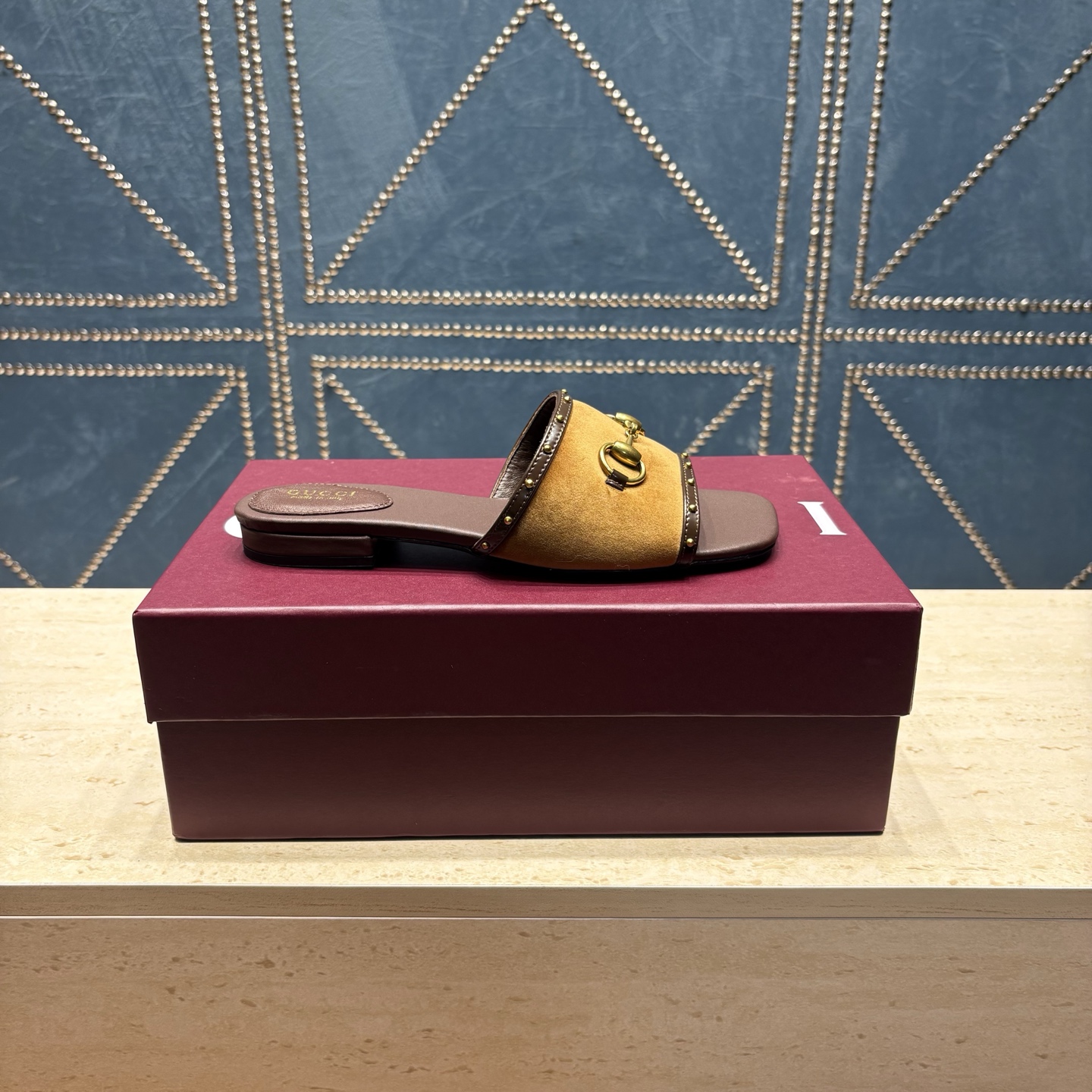 Gucci Women Shoes