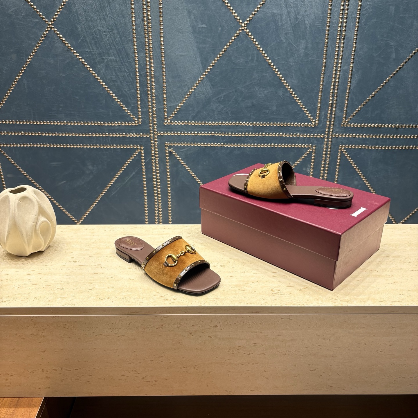 Gucci Women Shoes