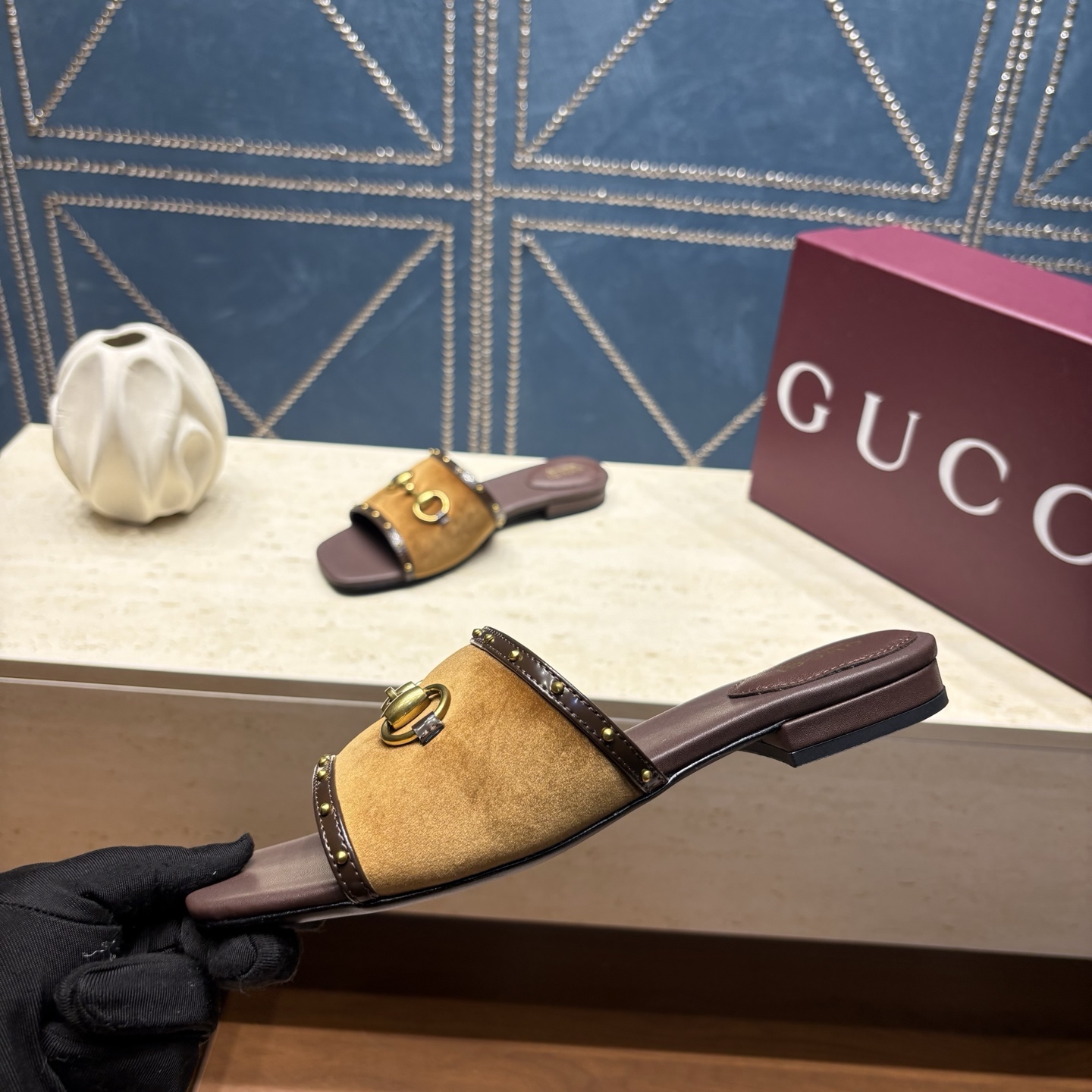 Gucci Women Shoes