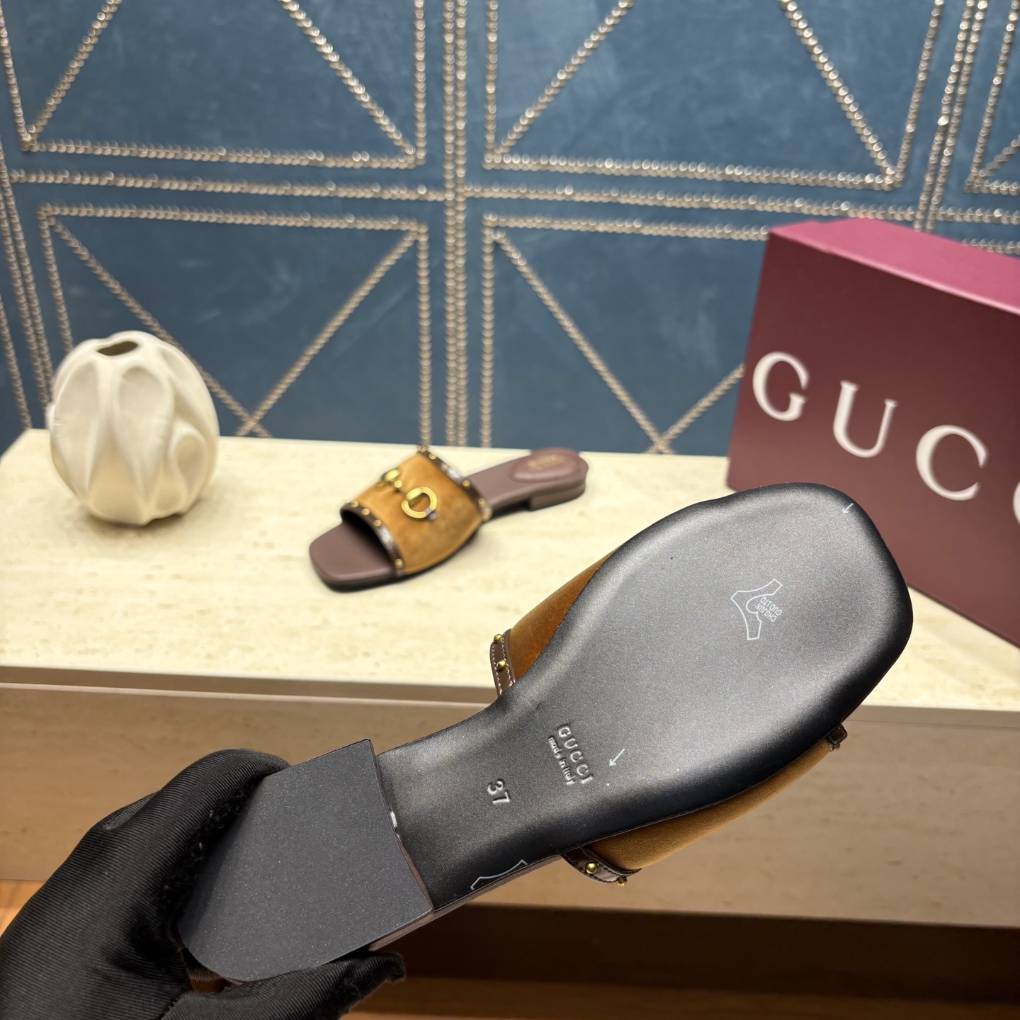 Gucci Women Shoes