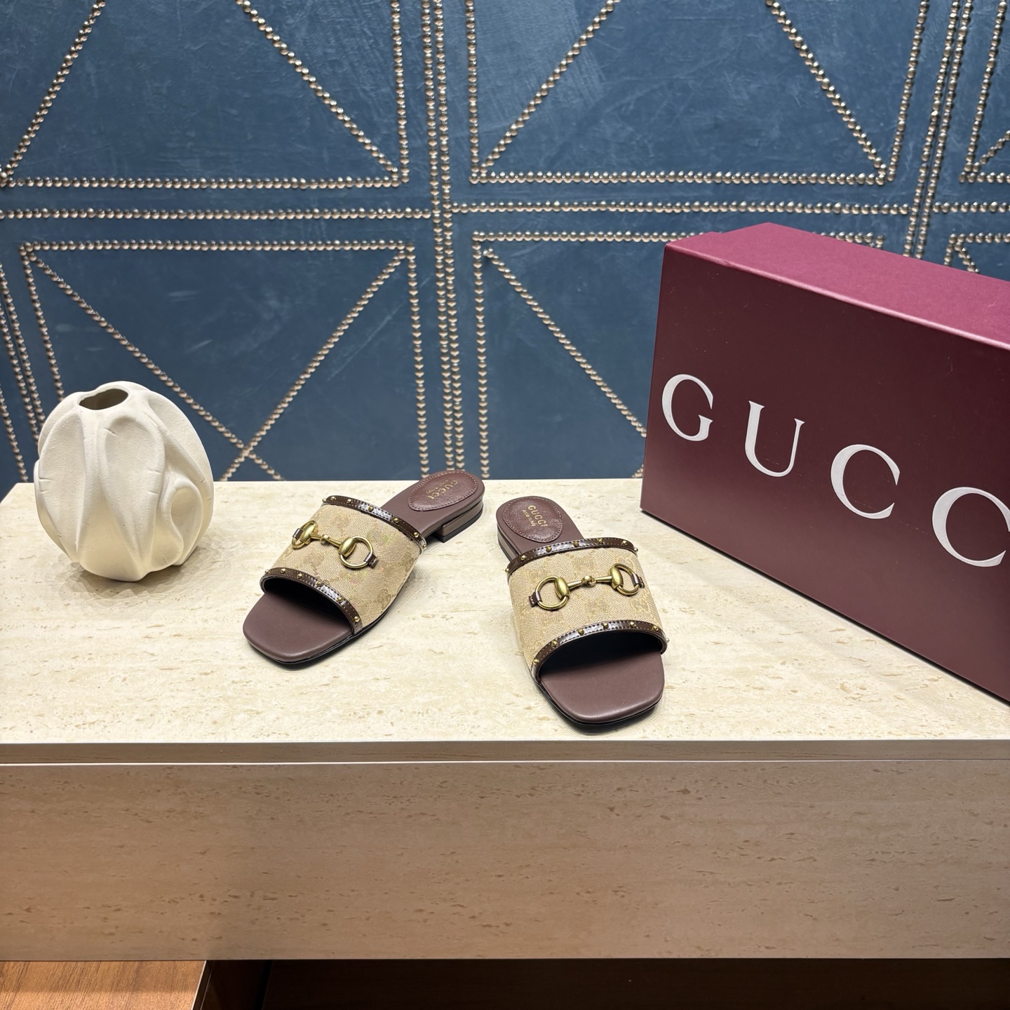 Gucci Women Shoes