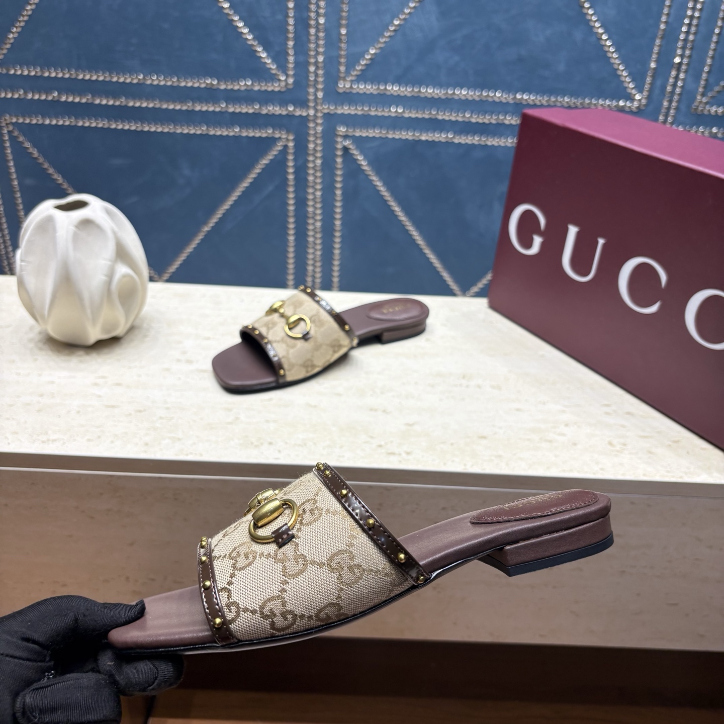 Gucci Women Shoes
