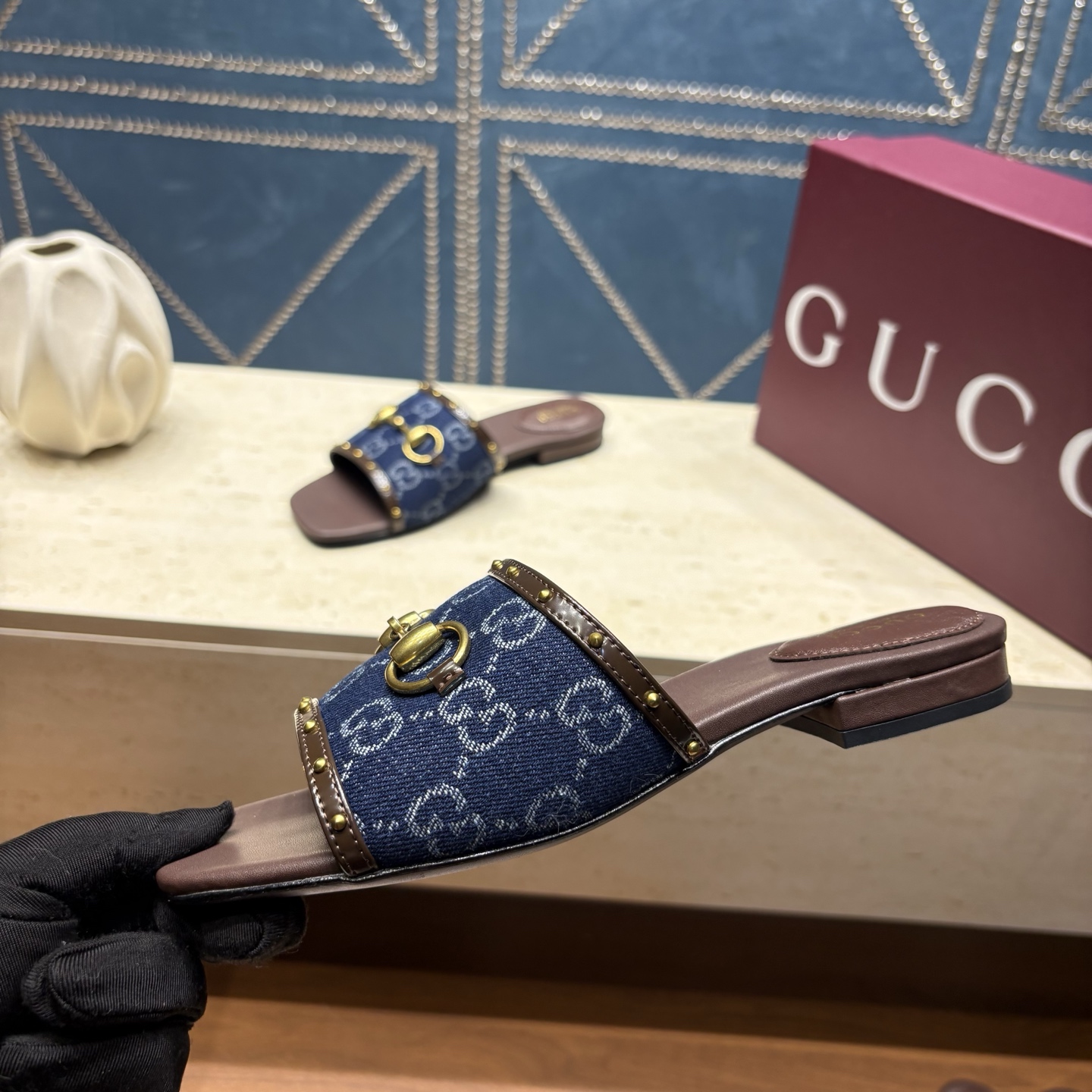 Gucci Women Shoes