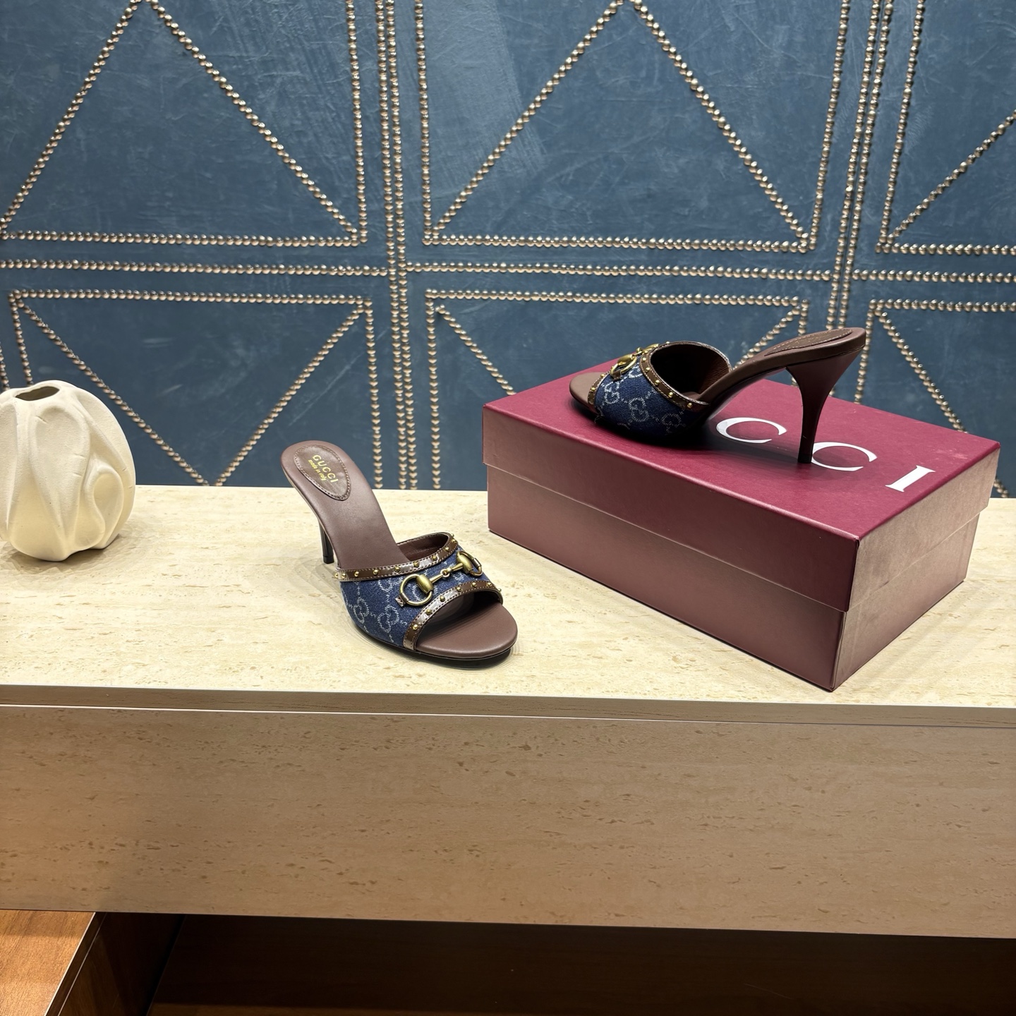 Gucci Women Shoes