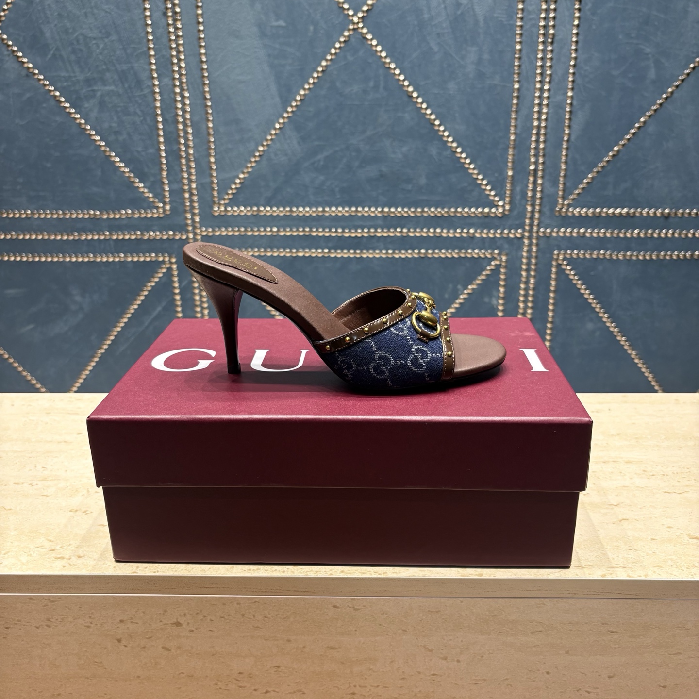 Gucci Women Shoes